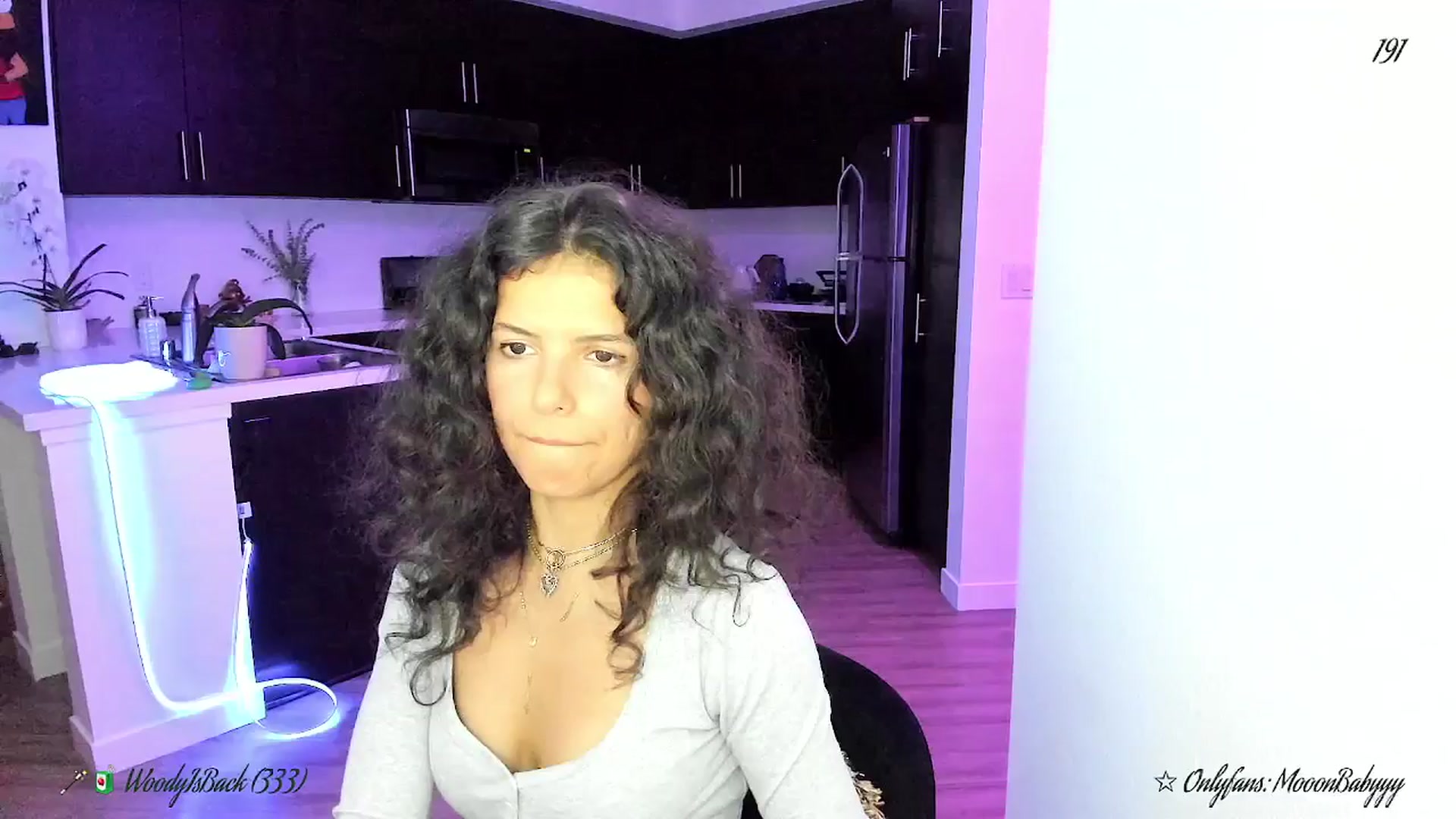 Gallery image thumbnail from litty's myfreecams stream on, 08/26/2025, 09:17 image 18 of 20