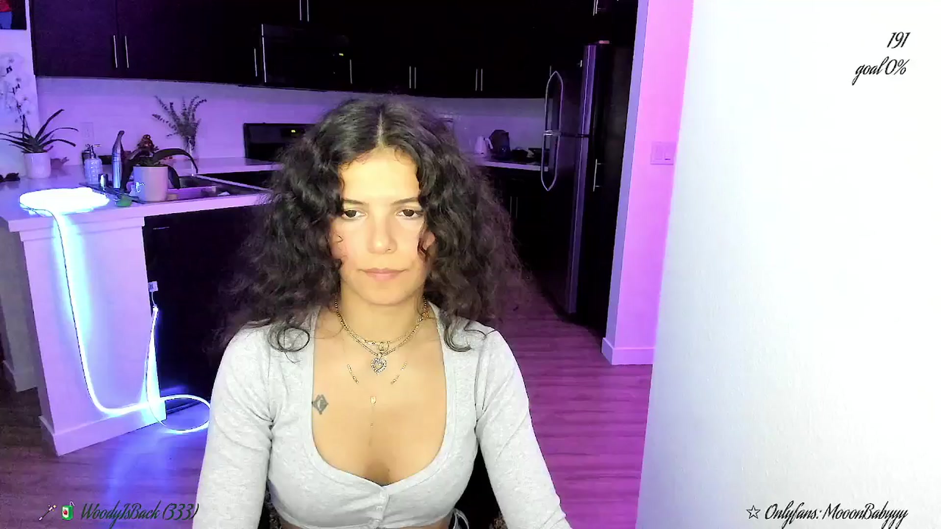 Gallery image thumbnail from litty's myfreecams stream on, 08/26/2025, 09:17 image 12 of 20