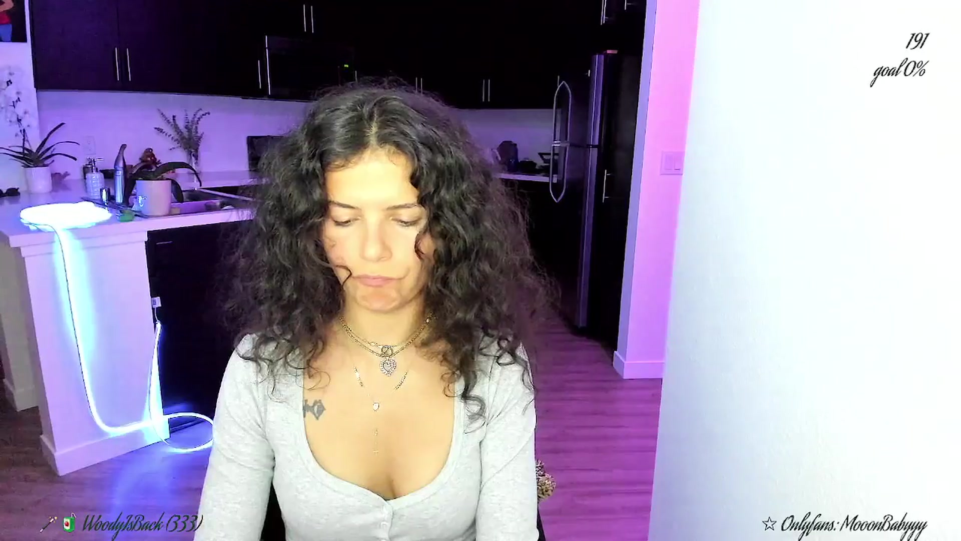 Gallery image thumbnail from litty's myfreecams stream on, 08/26/2025, 09:17 image 16 of 20