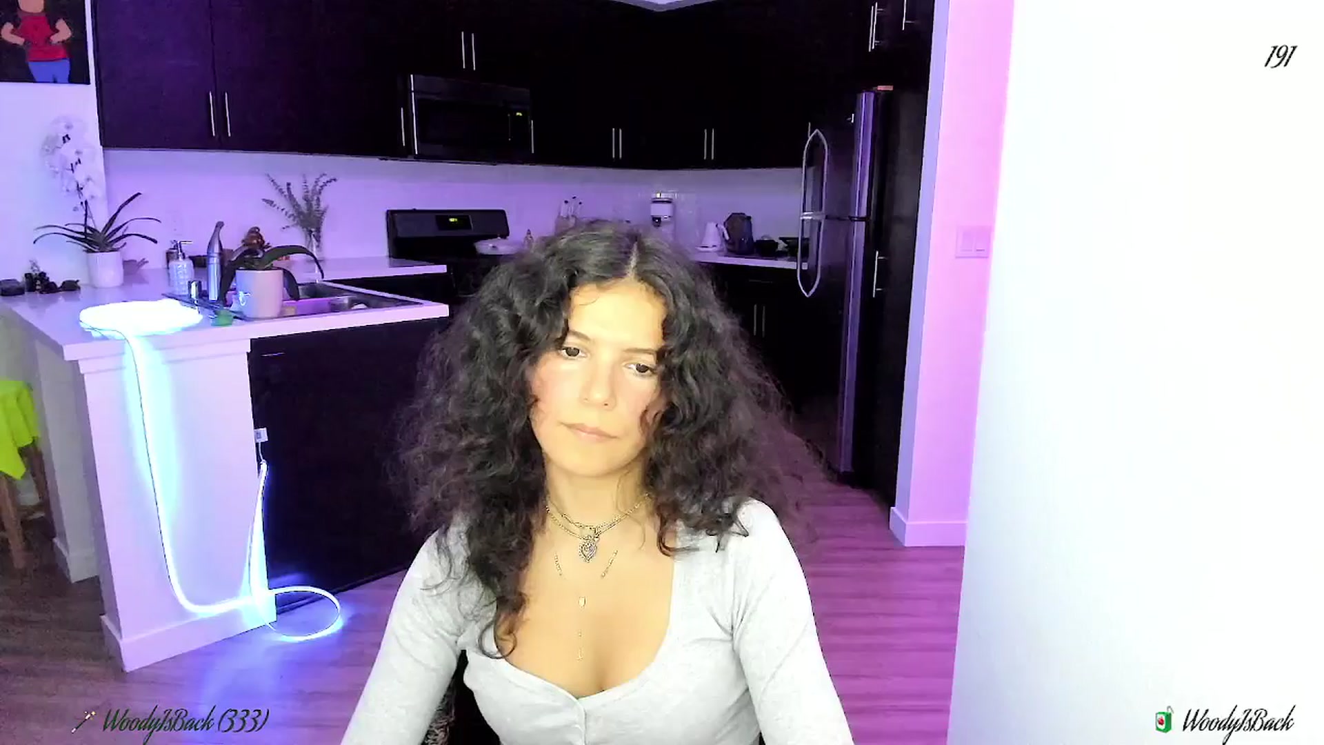 Gallery image thumbnail from litty's myfreecams stream on, 08/26/2025, 09:17 image 6 of 20