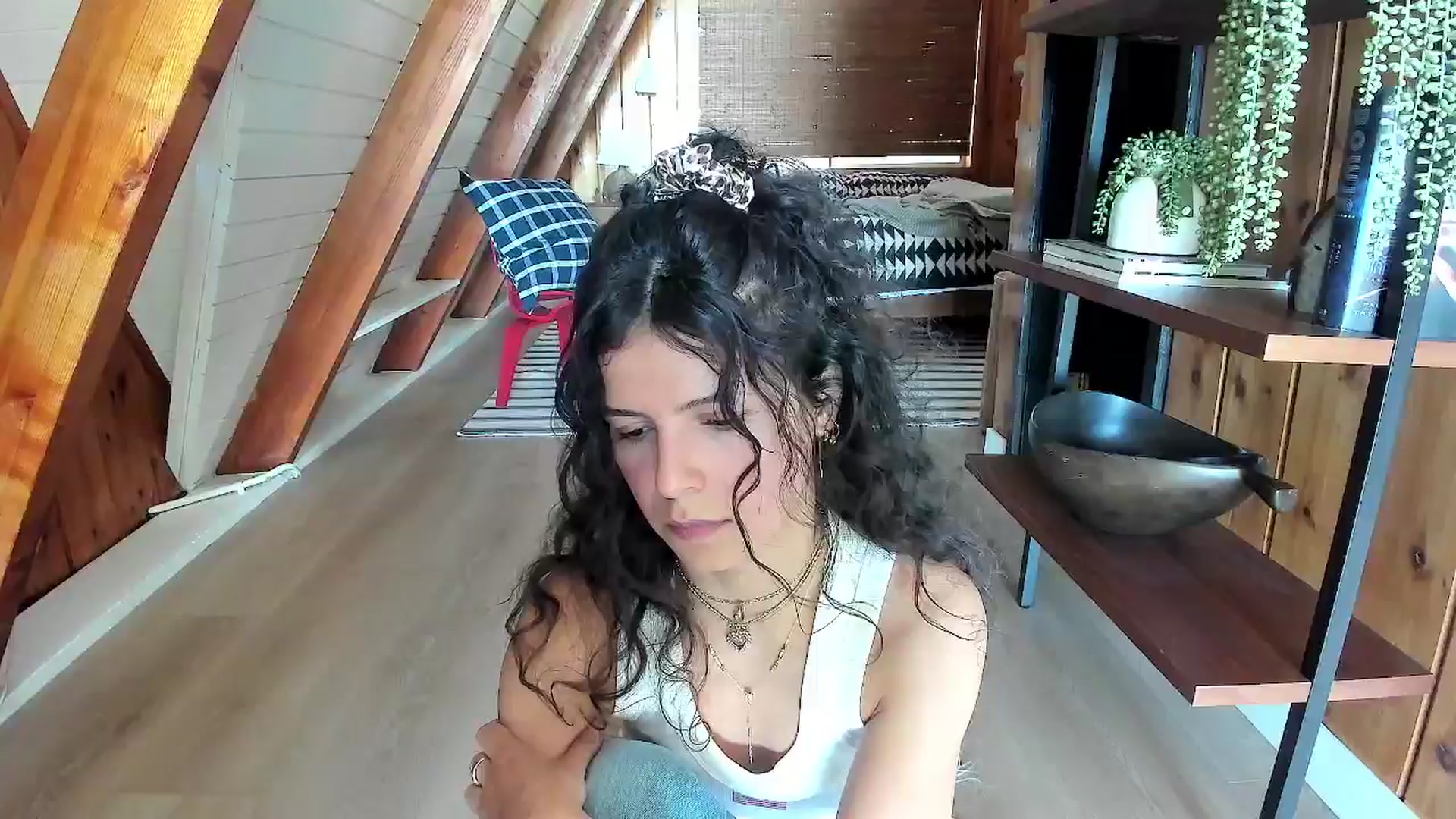 Gallery image thumbnail from litty's myfreecams stream on, 08/29/2025, 22:15 image 5 of 20