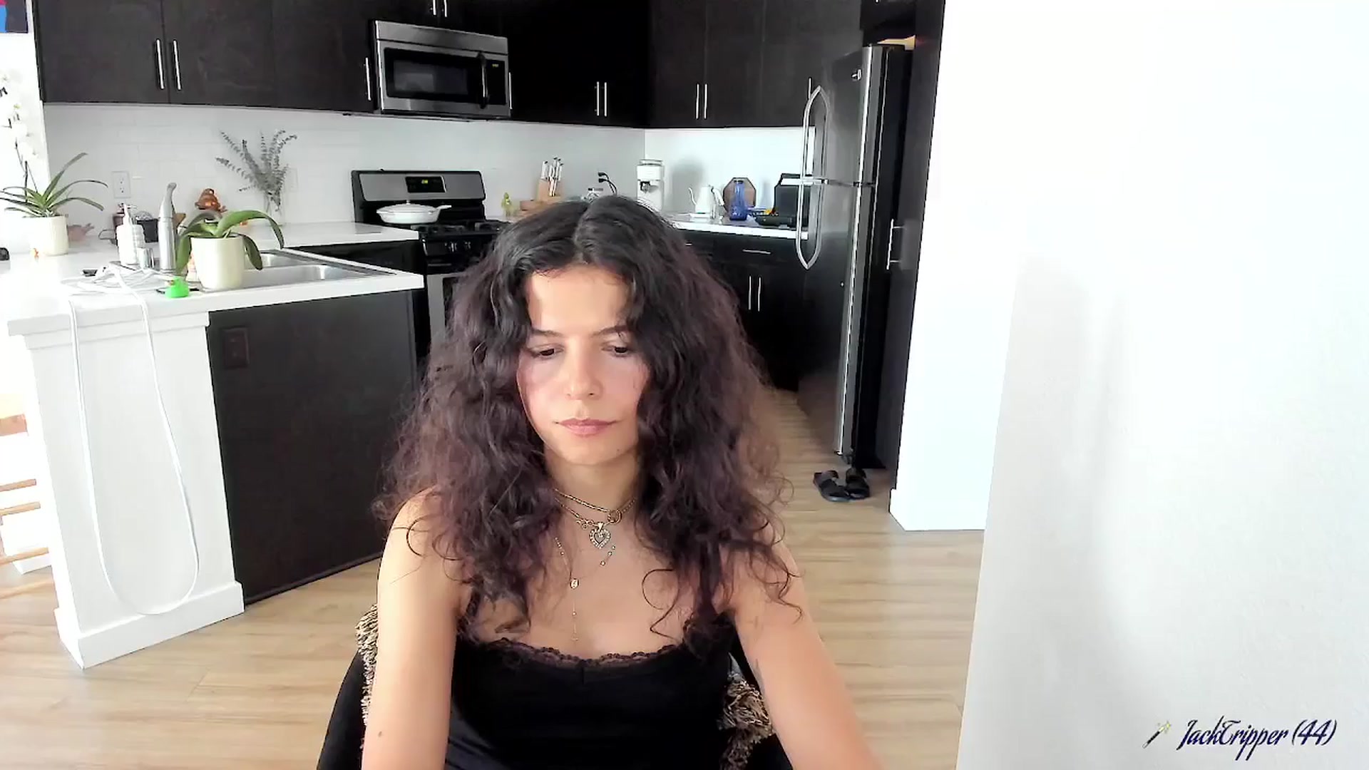 Gallery image thumbnail from litty's myfreecams stream on, 08/31/2025, 22:42 image 12 of 20