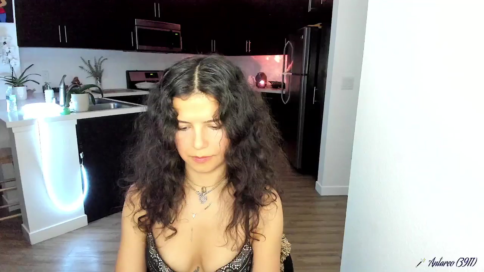 Gallery image thumbnail from litty's myfreecams stream on, 09/01/2025, 07:45 image 4 of 20