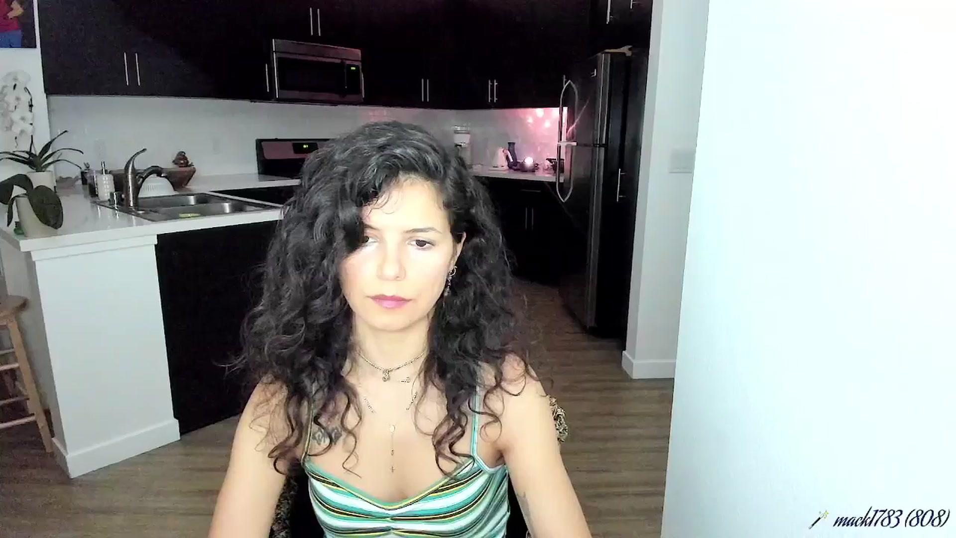 Gallery image thumbnail from litty's myfreecams stream on, 09/03/2025, 04:20 image 16 of 20