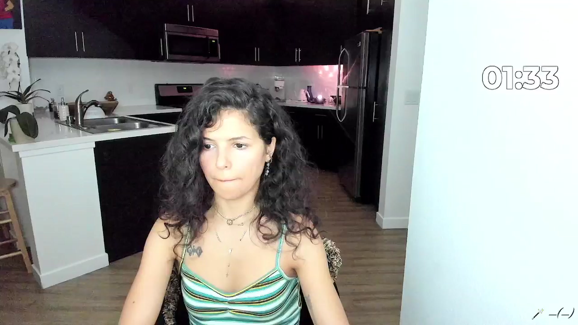 Gallery image thumbnail from litty's myfreecams stream on, 09/03/2025, 06:46 image 4 of 20