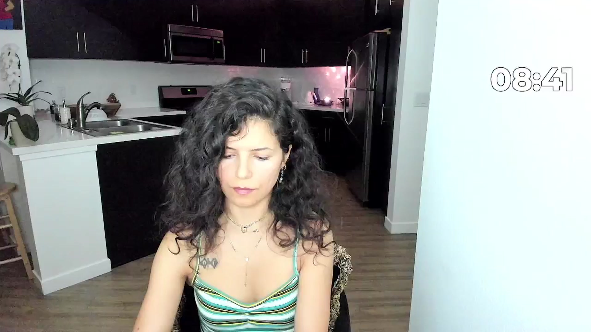 Gallery image thumbnail from litty's myfreecams stream on, 09/03/2025, 06:46 image 3 of 20