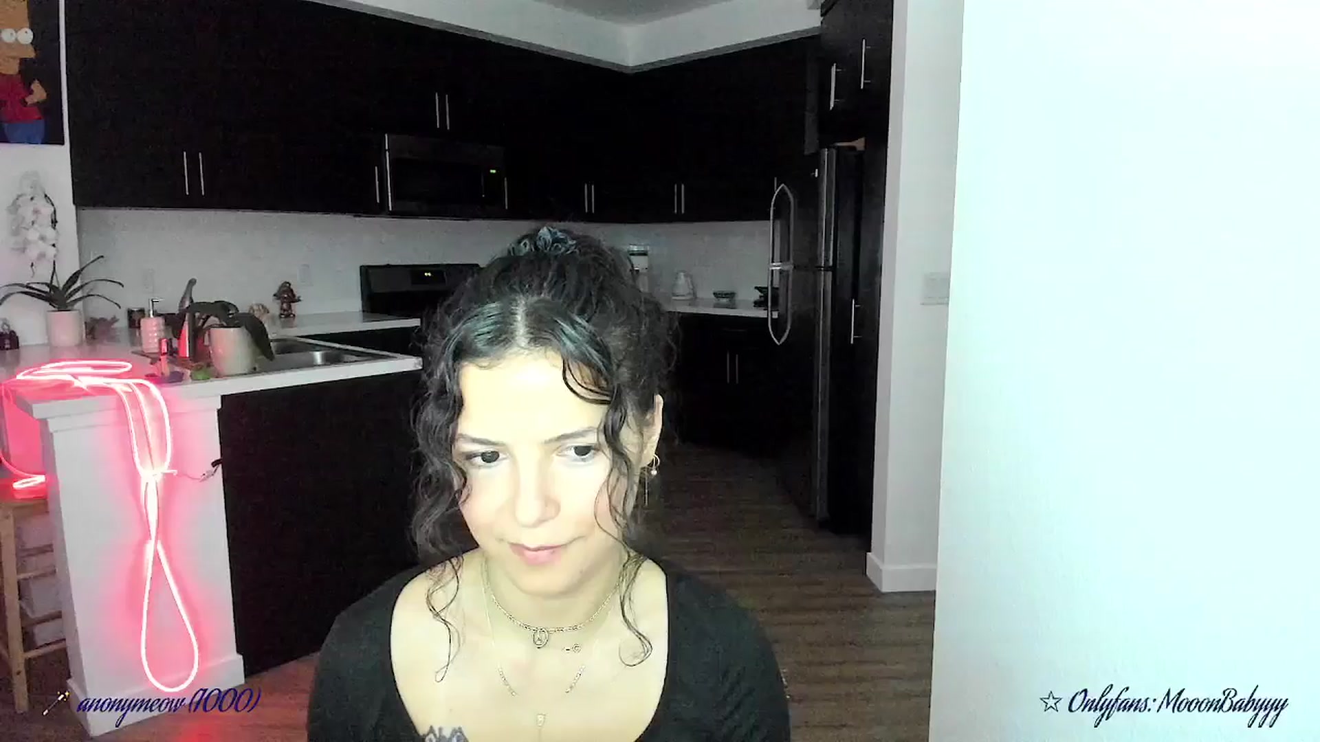 Gallery image thumbnail from litty's myfreecams stream on, 09/09/2025, 04:34 image 16 of 20