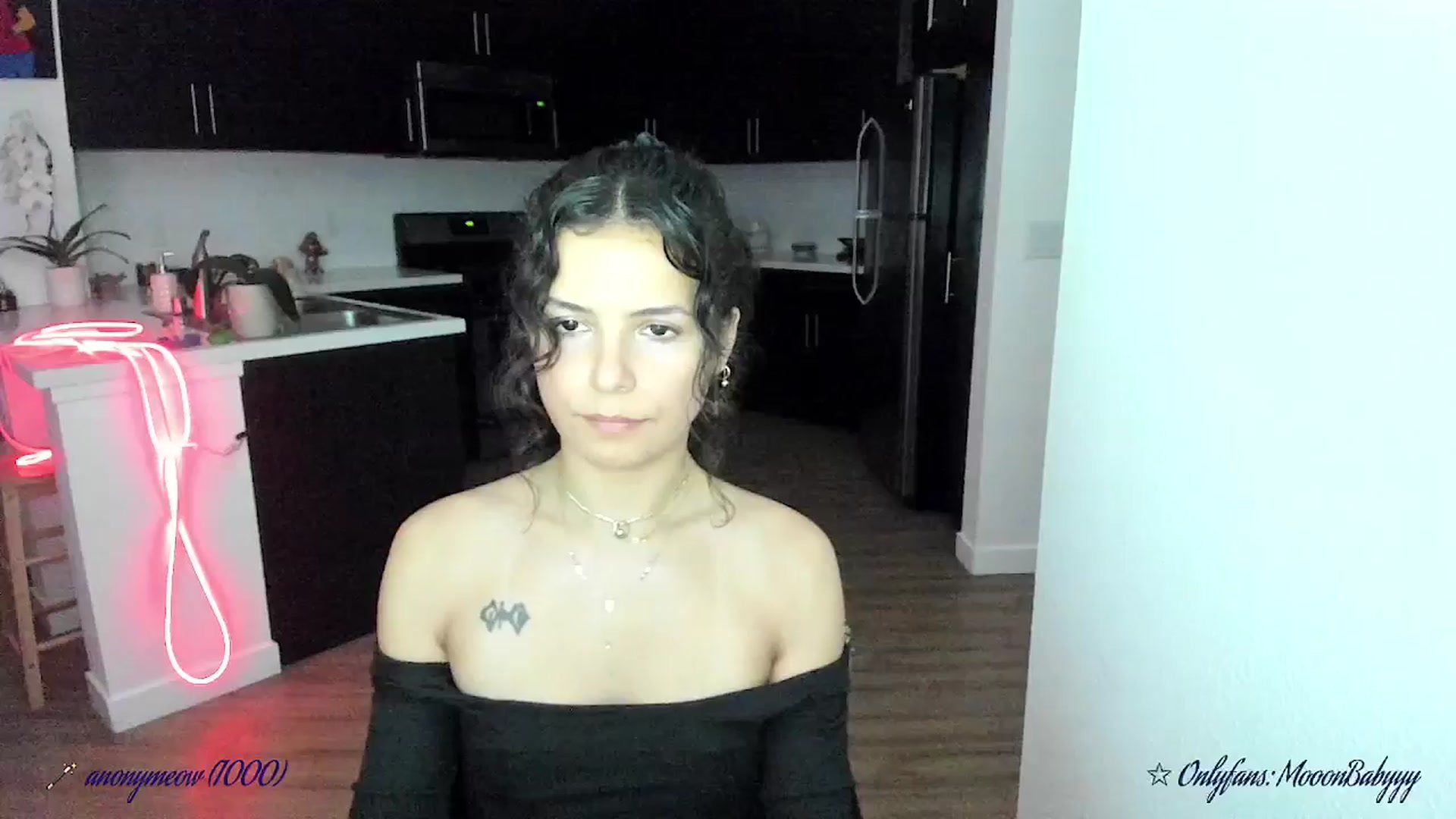Gallery image thumbnail from litty's myfreecams stream on, 09/09/2025, 04:34 image 19 of 20