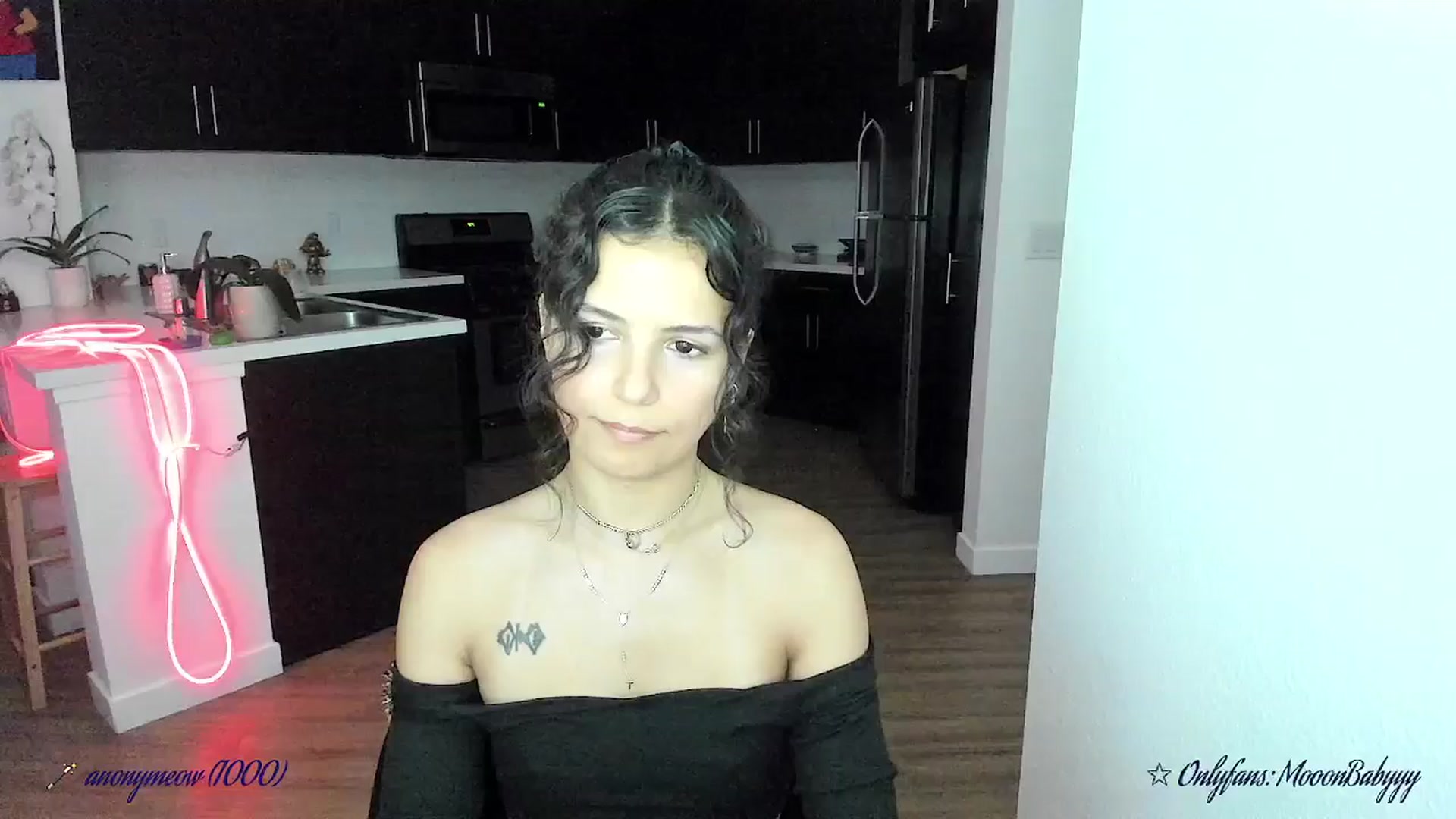Gallery image thumbnail from litty's myfreecams stream on, 09/09/2025, 04:34 image 20 of 20