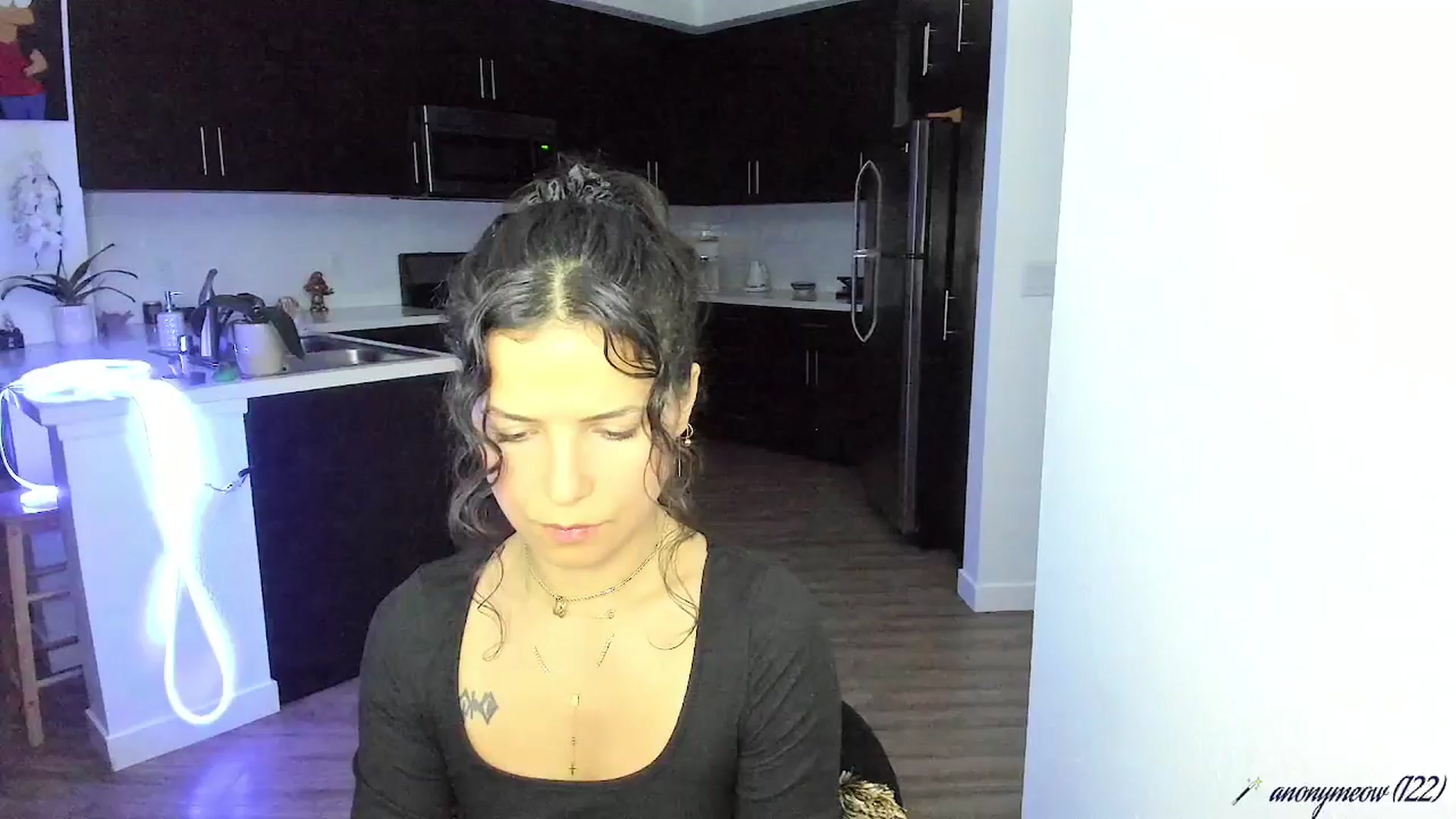 Gallery image thumbnail from litty's myfreecams stream on, 09/09/2025, 04:34 image 6 of 20