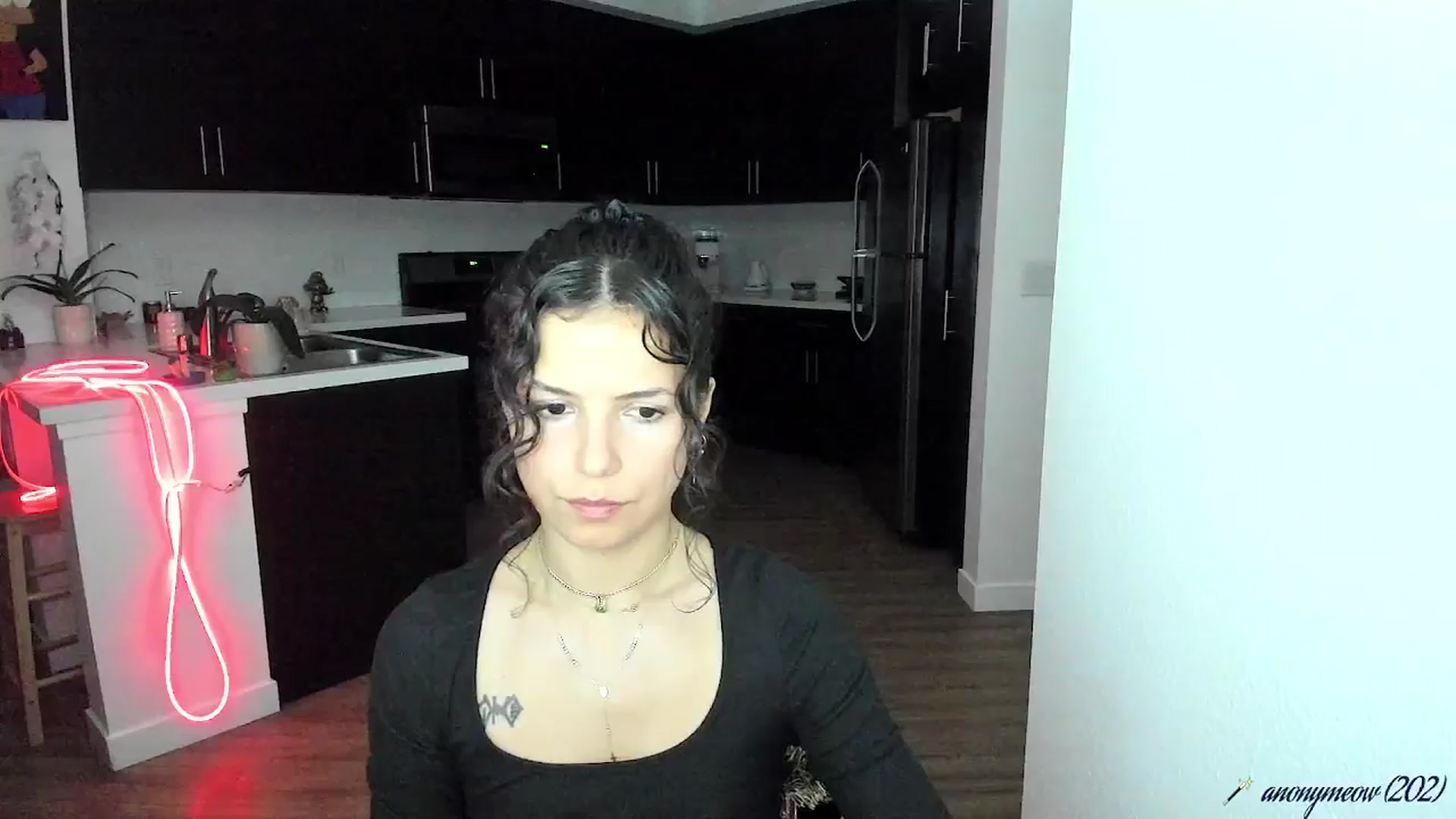 Gallery image thumbnail from litty's myfreecams stream on, 09/09/2025, 04:34 image 10 of 20