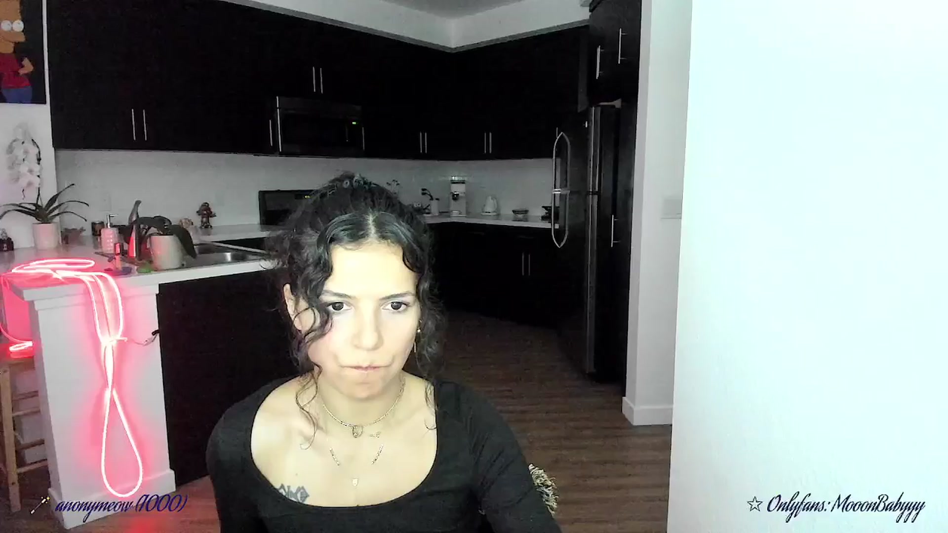 Gallery image thumbnail from litty's myfreecams stream on, 09/09/2025, 04:34 image 17 of 20