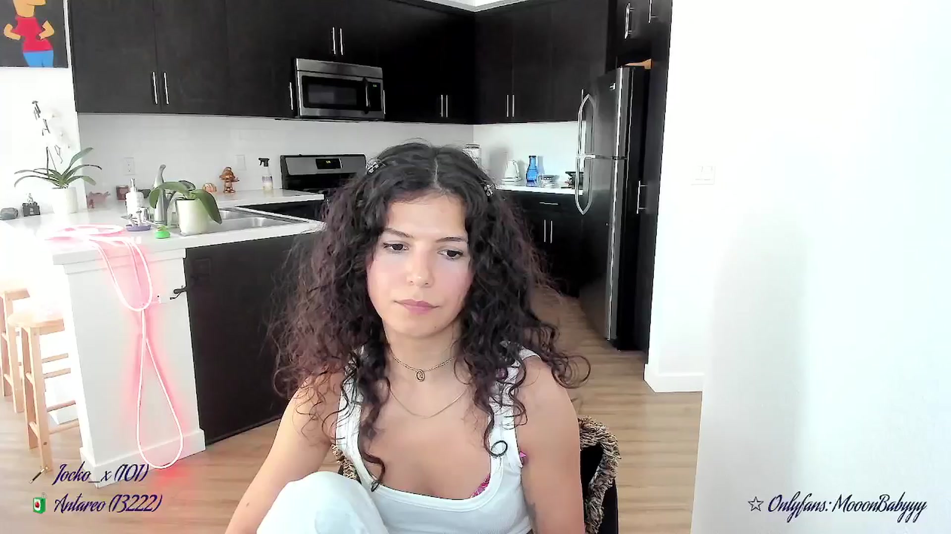 Gallery image thumbnail from litty's myfreecams stream on, 09/10/2025, 03:45 image 5 of 20