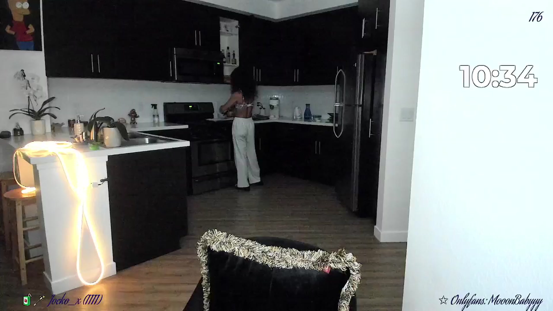 Gallery image thumbnail from litty's myfreecams stream on, 09/10/2025, 03:45 image 17 of 20