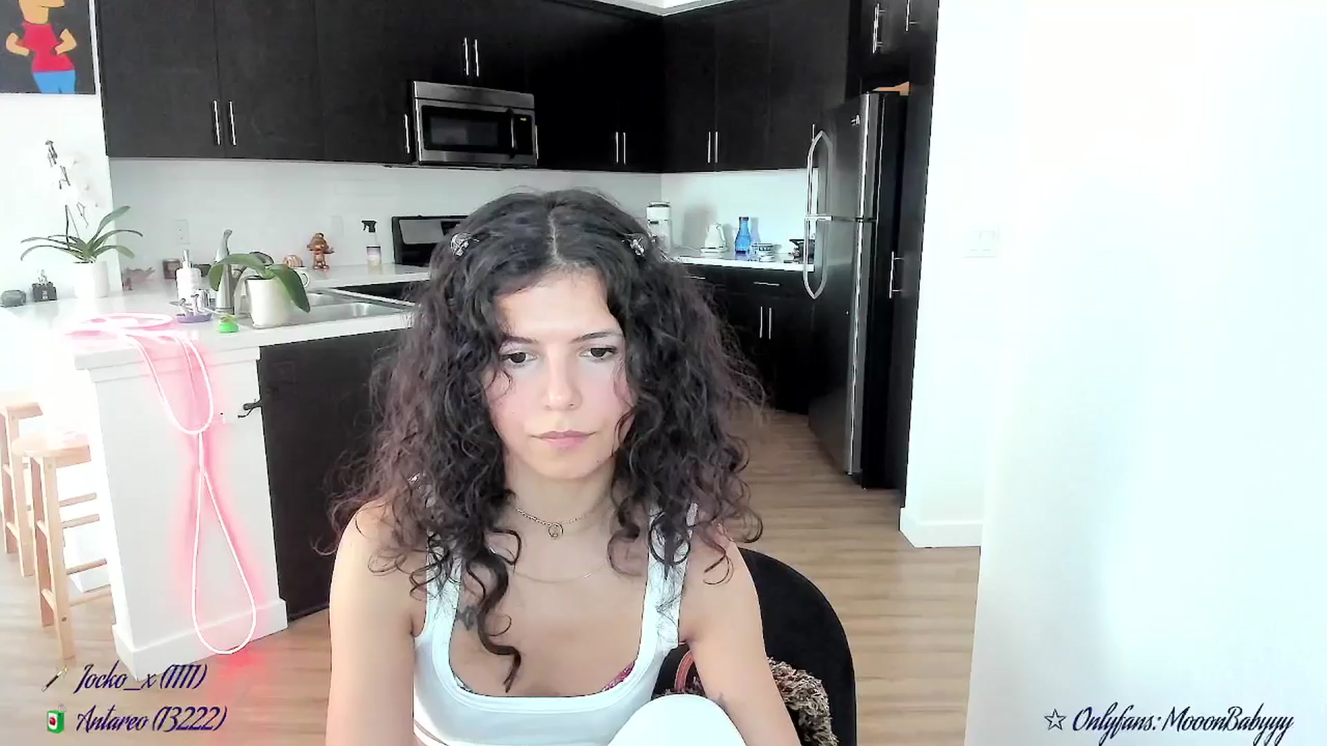Gallery image thumbnail from litty's myfreecams stream on, 09/10/2025, 03:45 image 7 of 20