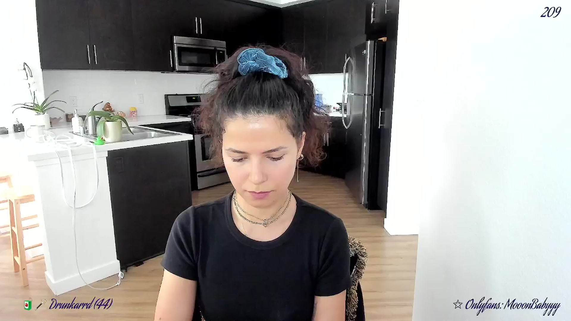 Gallery image thumbnail from litty's myfreecams stream on, 09/11/2025, 22:00 image 5 of 20