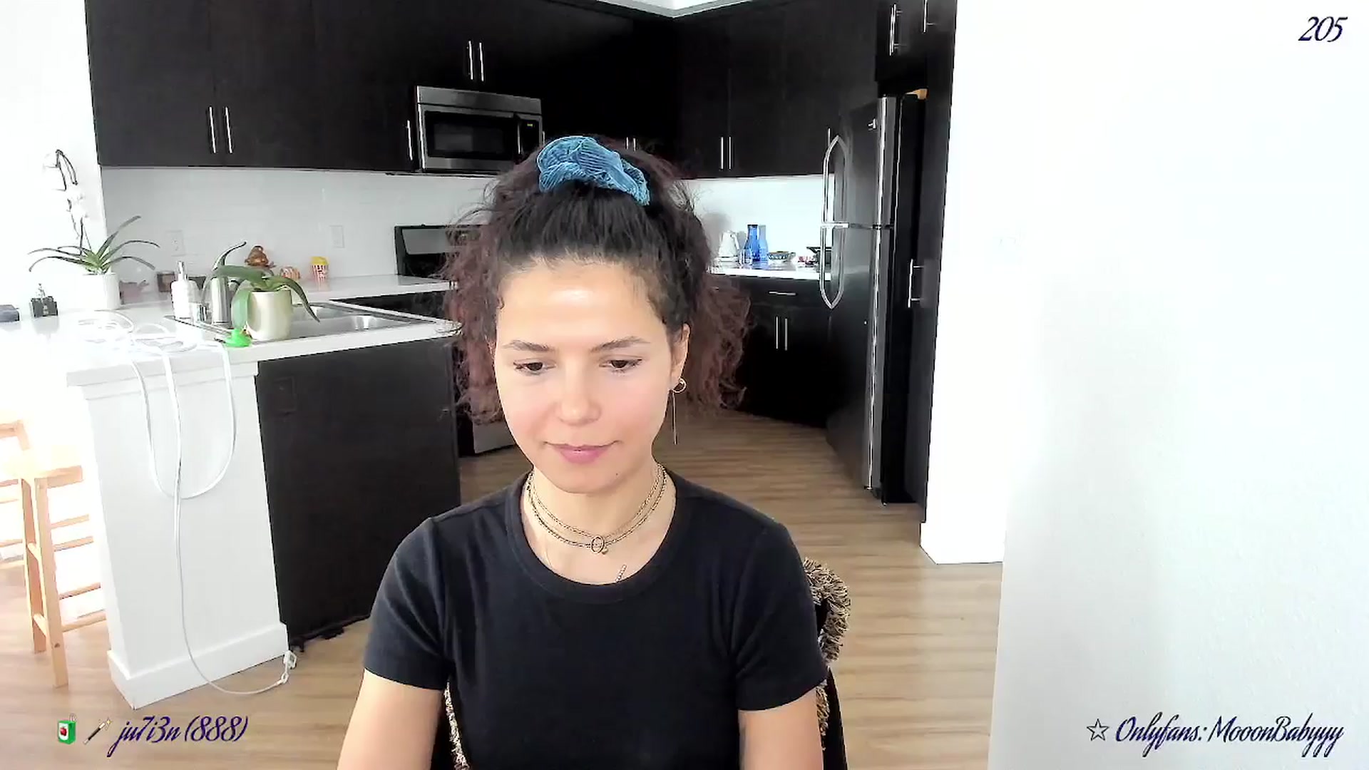 Gallery image thumbnail from litty's myfreecams stream on, 09/11/2025, 22:00 image 10 of 20