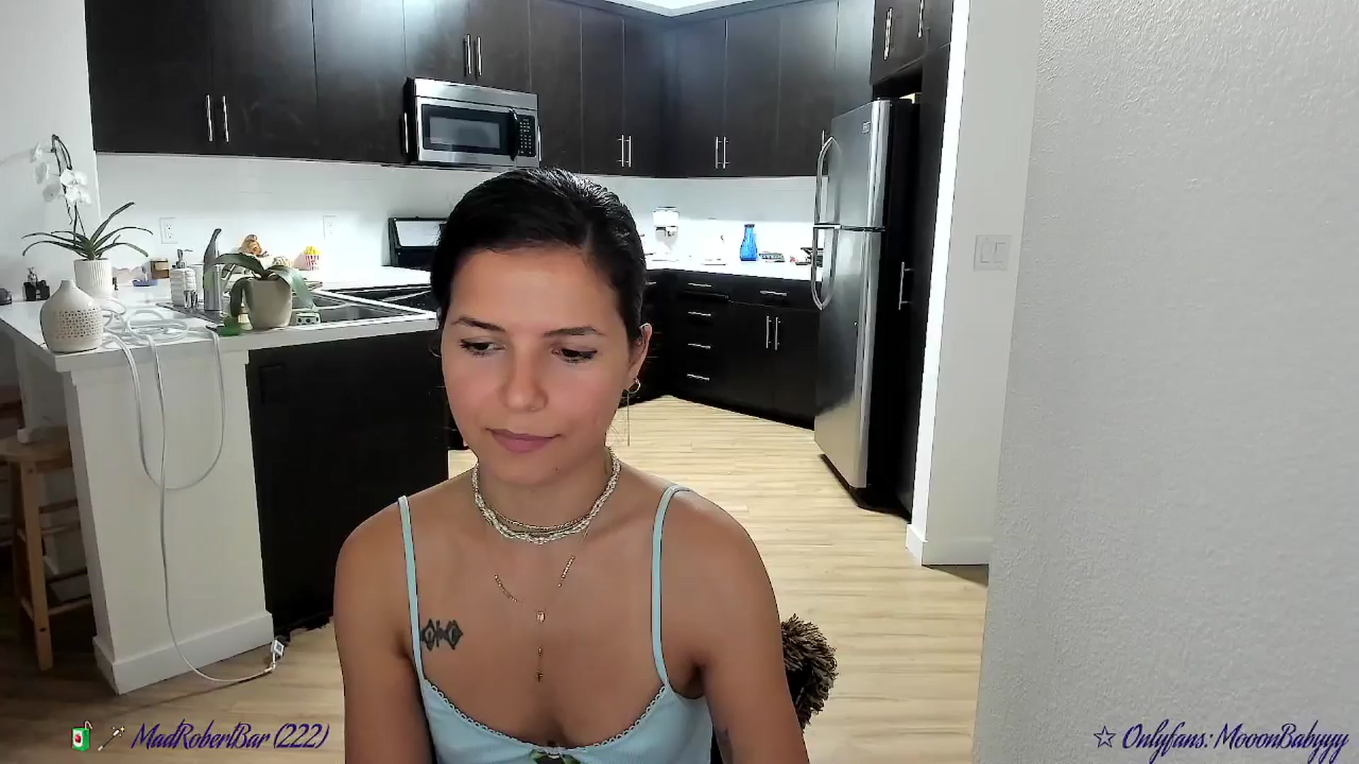 Gallery image thumbnail from litty's myfreecams stream on, 09/12/2025, 04:06 image 15 of 20