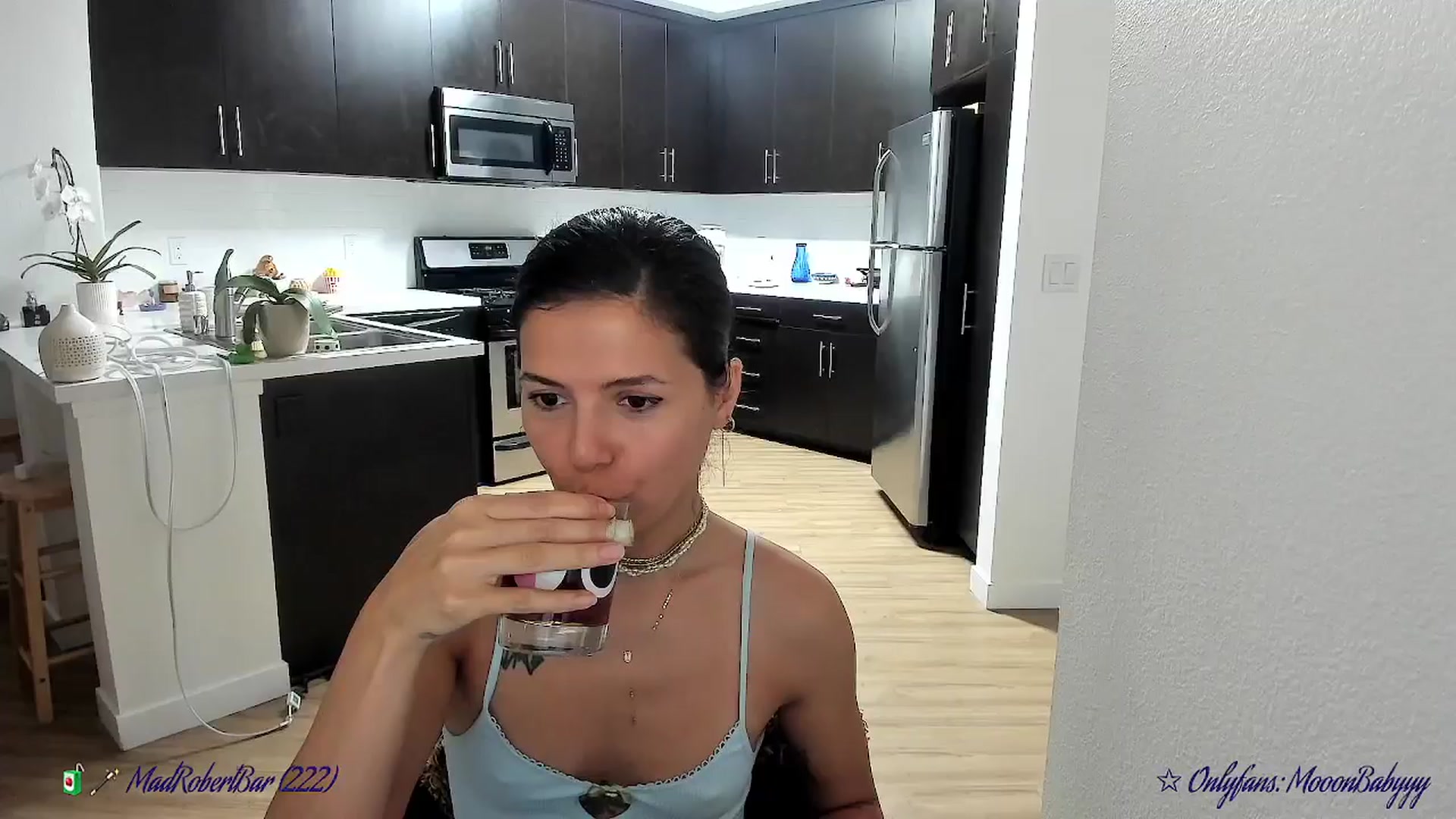 Gallery image thumbnail from litty's myfreecams stream on, 09/12/2025, 04:06 image 7 of 20