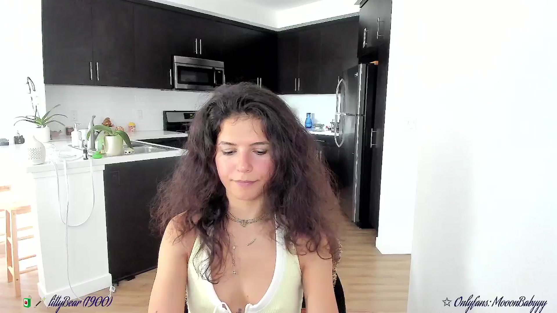 Gallery image thumbnail from litty's myfreecams stream on, 09/13/2025, 01:05 image 11 of 20