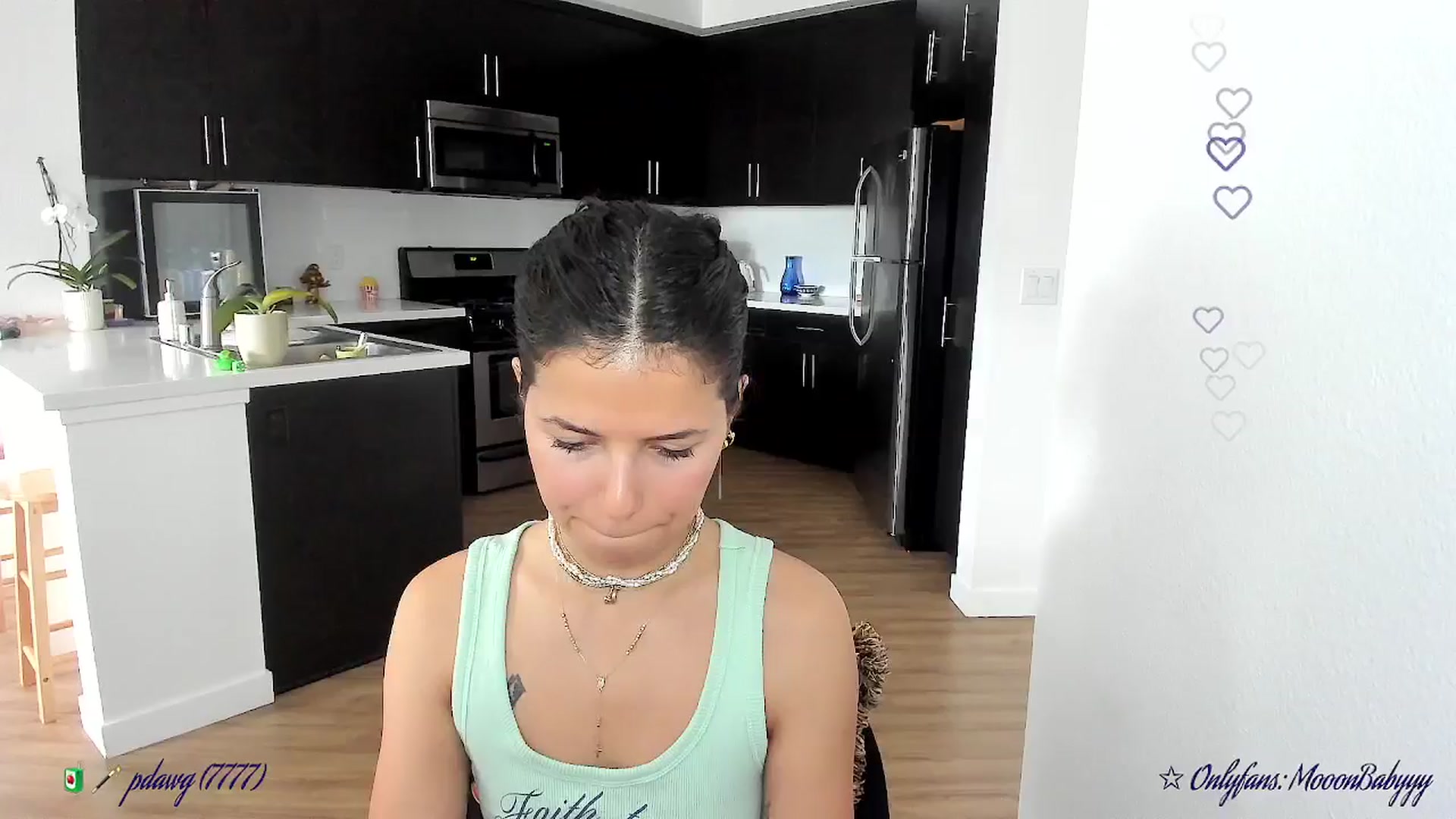 Gallery image thumbnail from litty's myfreecams stream on, 09/18/2025, 22:14 image 17 of 20