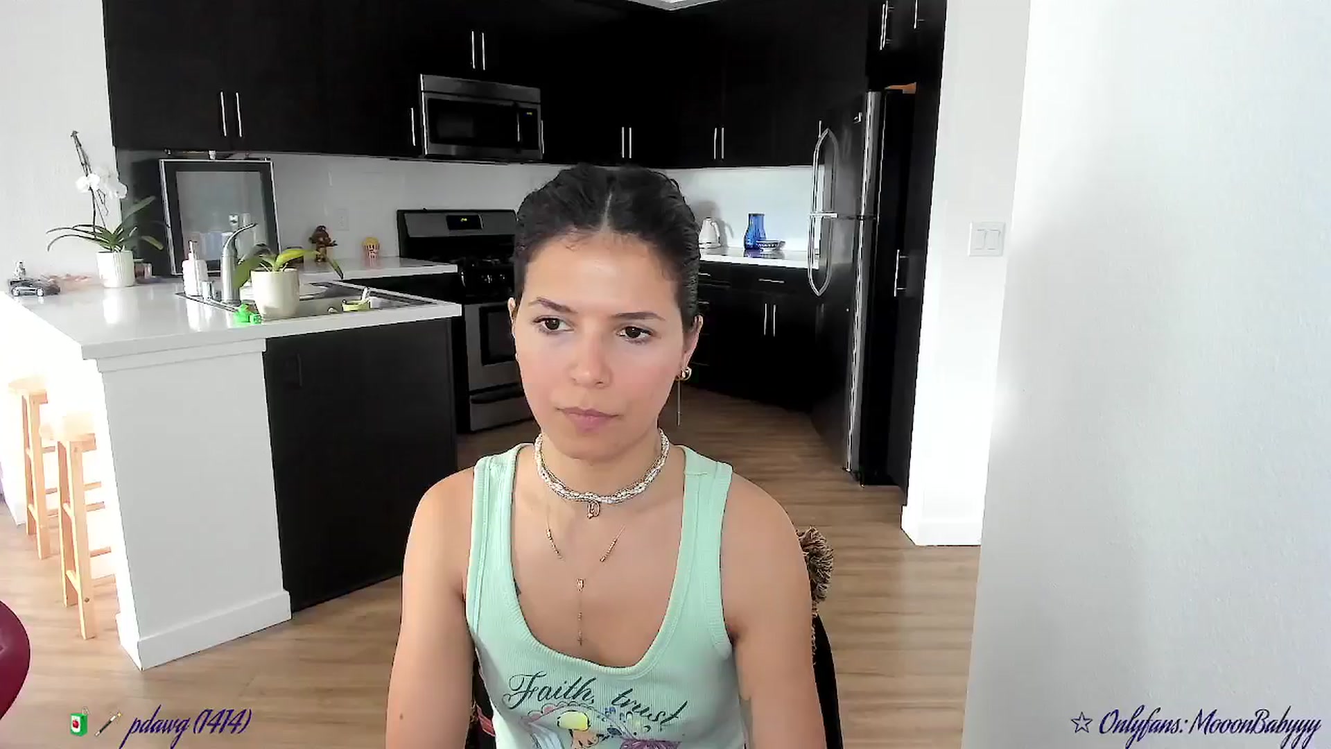 Gallery image thumbnail from litty's myfreecams stream on, 09/18/2025, 22:14 image 12 of 20