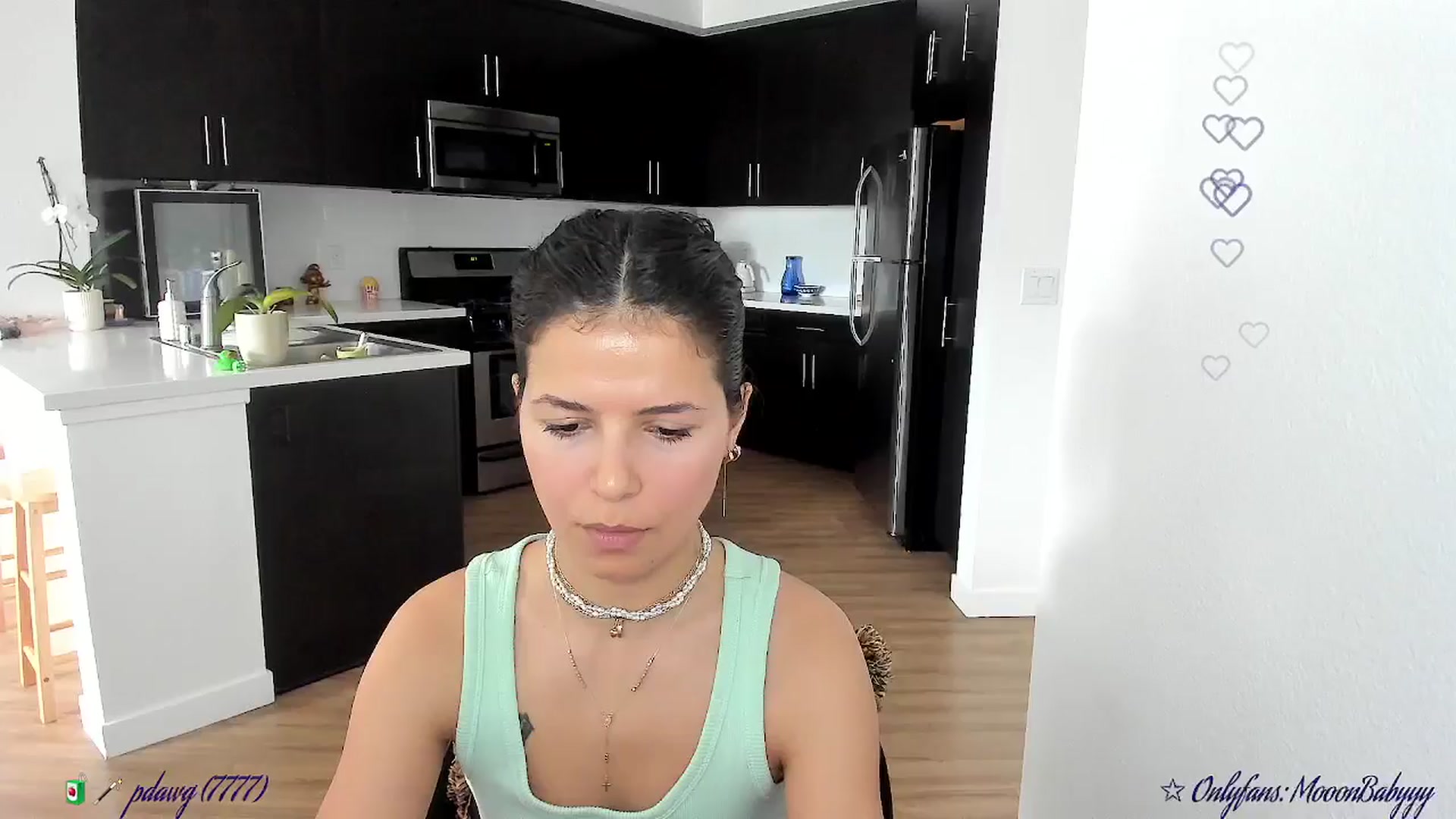 Gallery image thumbnail from litty's myfreecams stream on, 09/18/2025, 22:14 image 19 of 20
