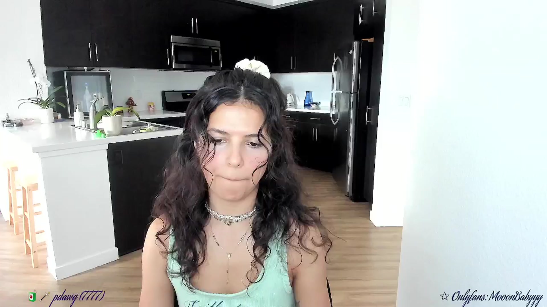 Gallery image thumbnail from litty's myfreecams stream on, 09/19/2025, 24:02 image 11 of 20