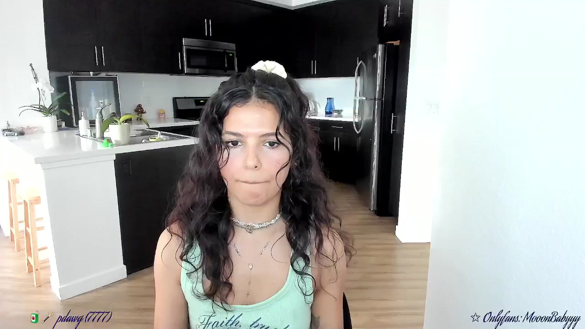 Gallery image thumbnail from litty's myfreecams stream on, 09/19/2025, 24:02 image 9 of 20