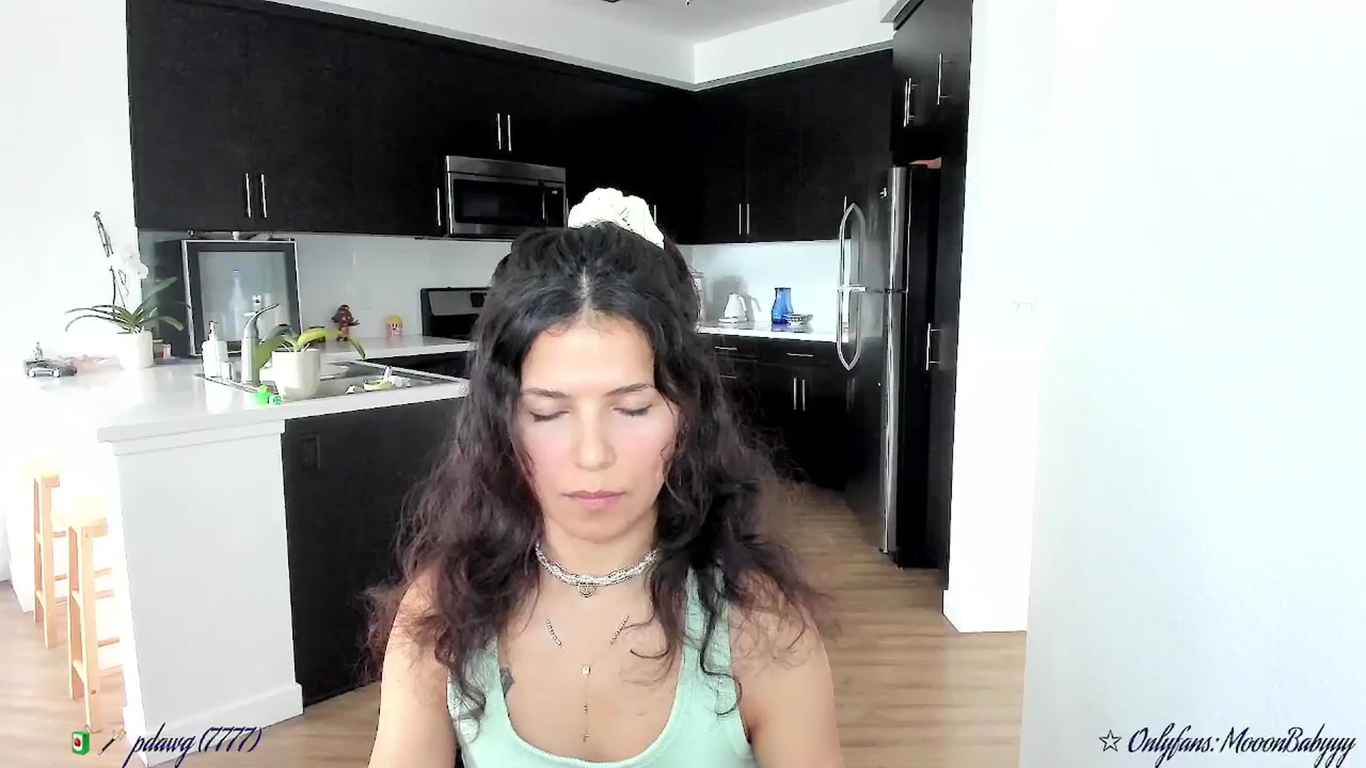 Gallery image thumbnail from litty's myfreecams stream on, 09/19/2025, 24:02 image 1 of 20