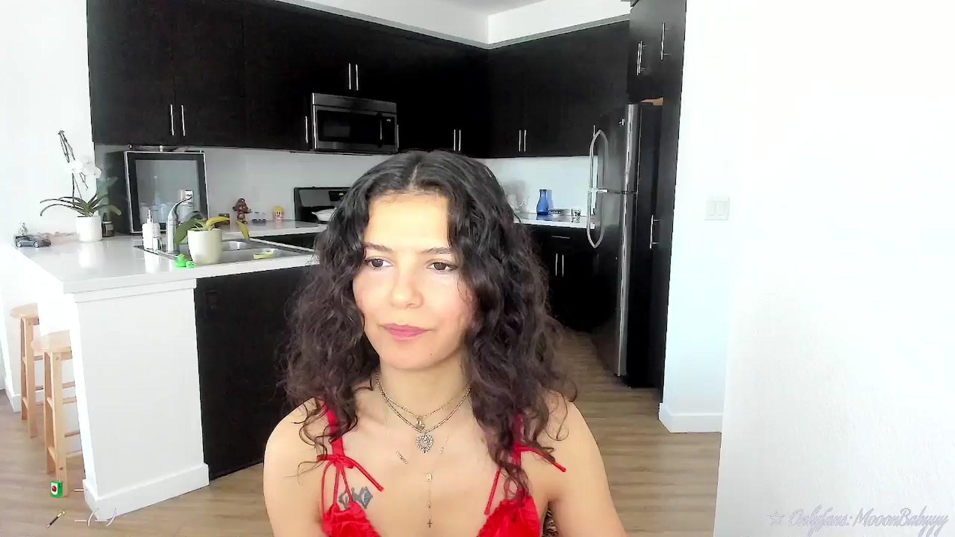 Gallery image thumbnail from litty's myfreecams stream on, 09/20/2025, 20:14 image 4 of 20