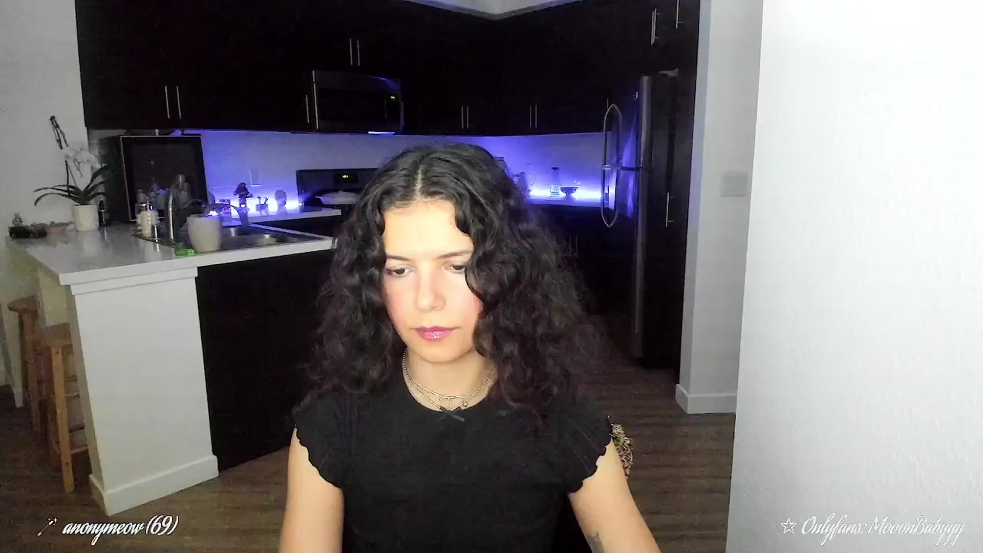 Gallery image thumbnail from litty's myfreecams stream on, 09/21/2025, 05:34 image 11 of 20
