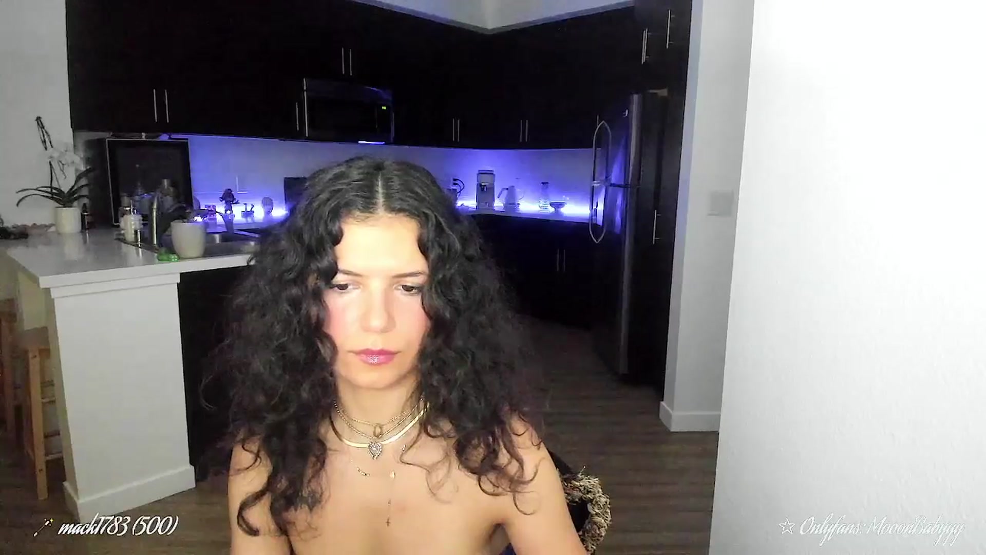 Gallery image thumbnail from litty's myfreecams stream on, 09/21/2025, 05:34 image 18 of 20