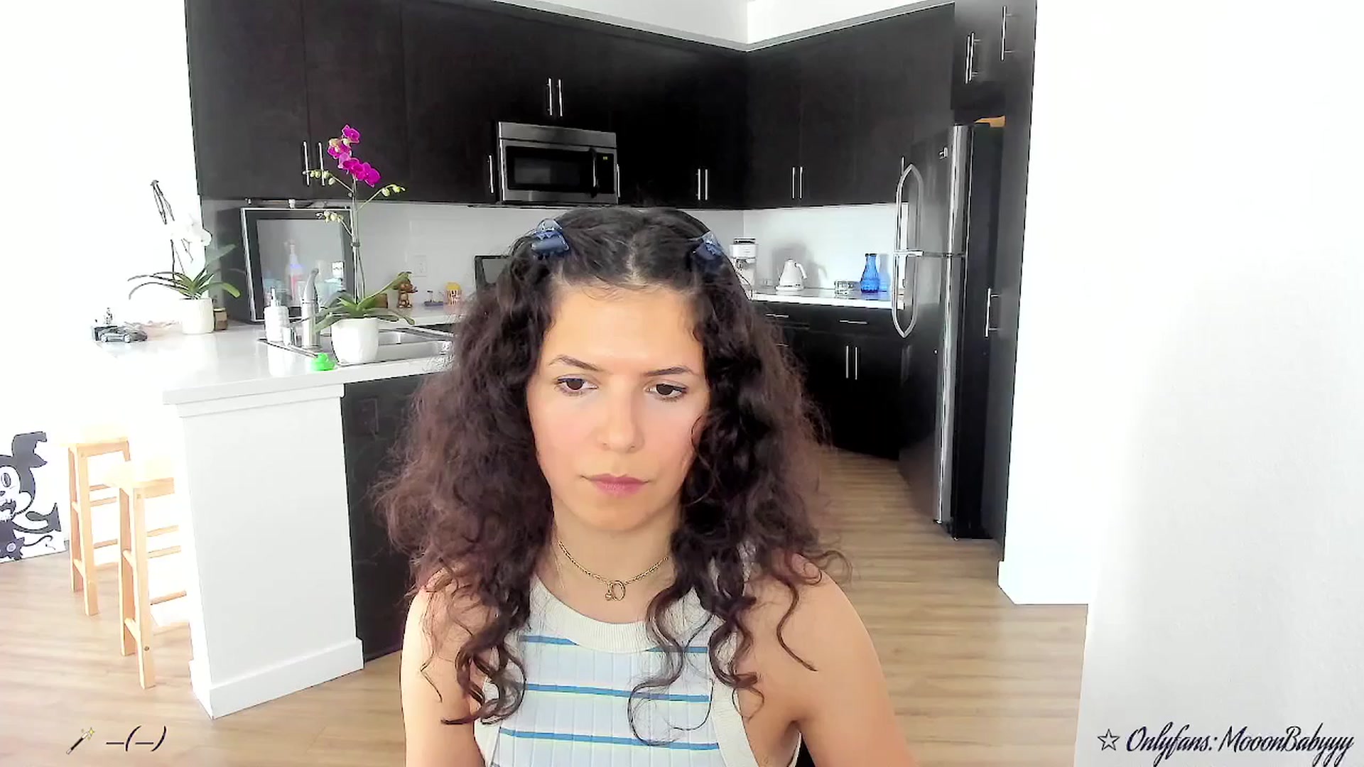 Gallery image thumbnail from litty's myfreecams stream on, 09/22/2025, 22:24 image 3 of 20