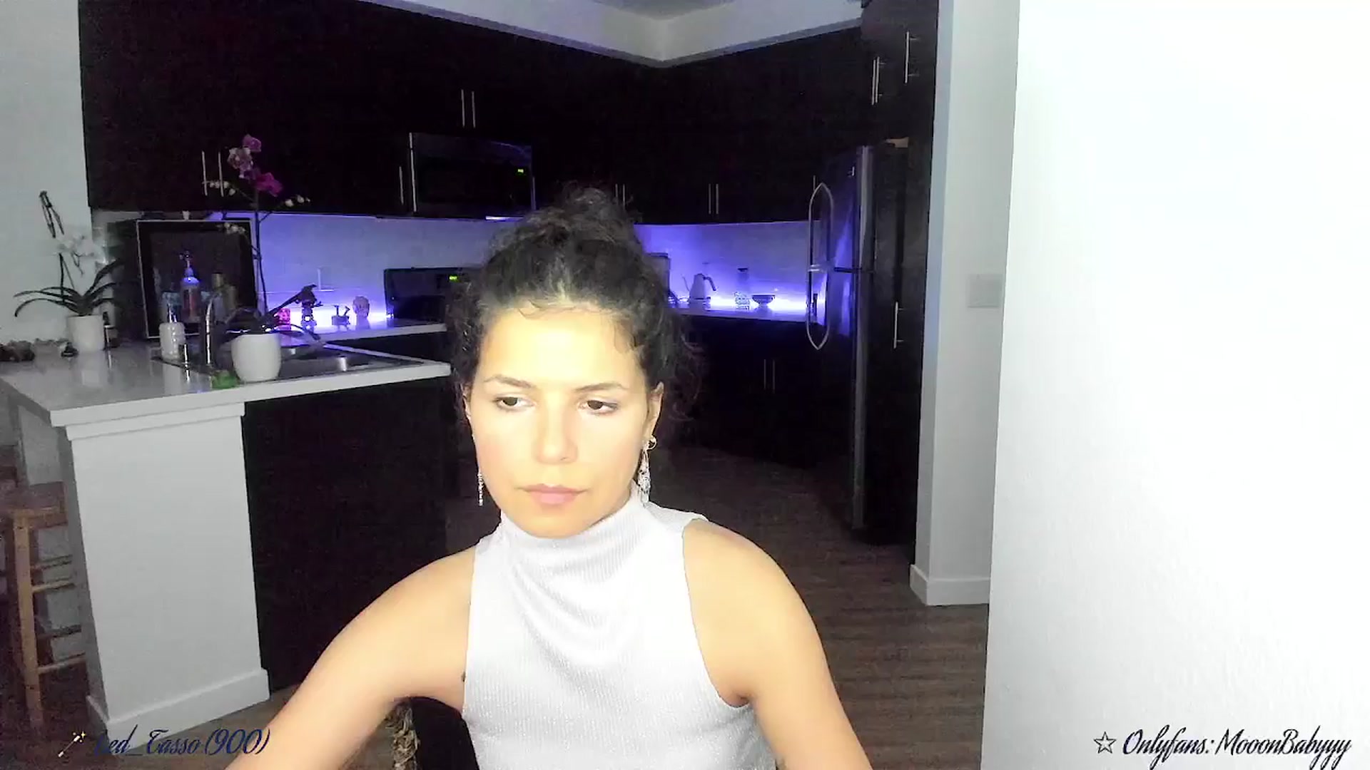 Gallery image thumbnail from litty's myfreecams stream on, 09/23/2025, 03:17 image 16 of 20