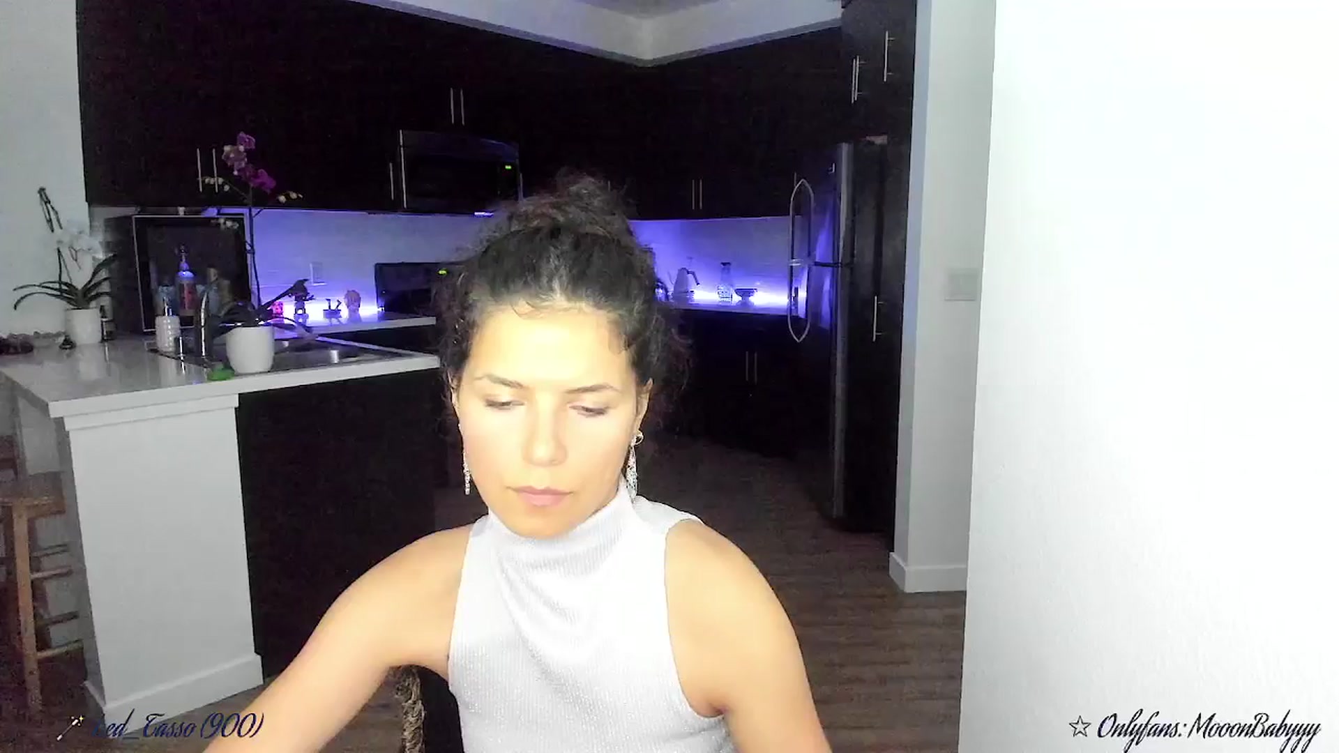 Gallery image thumbnail from litty's myfreecams stream on, 09/23/2025, 03:17 image 15 of 20