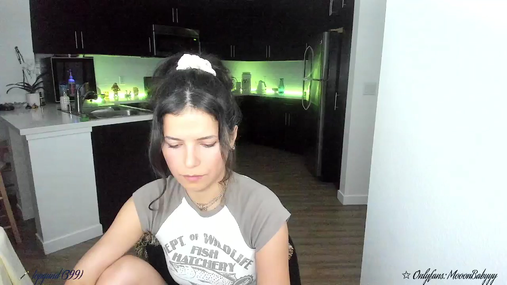 Gallery image thumbnail from litty's myfreecams stream on, 09/25/2025, 03:05 image 14 of 20