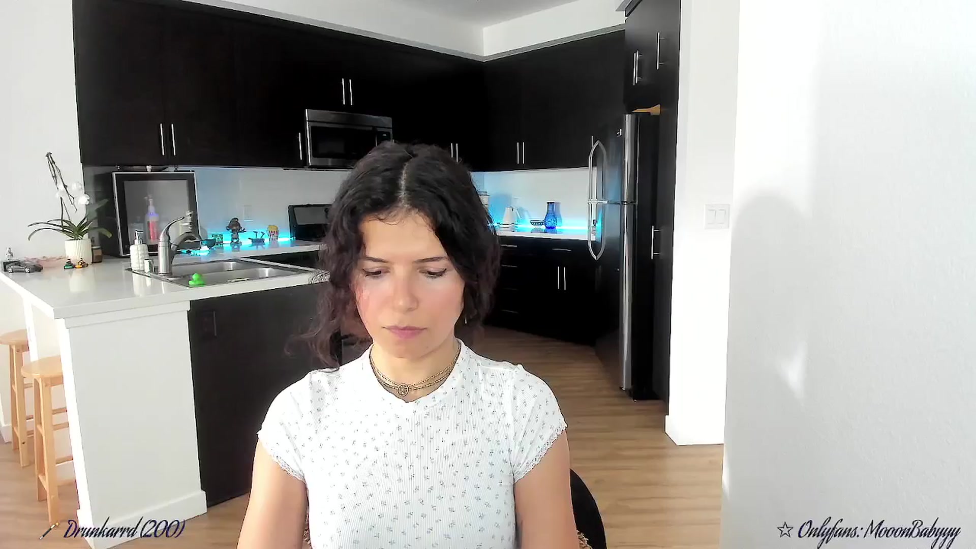 Gallery image thumbnail from litty's myfreecams stream on, 09/26/2025, 23:02 image 6 of 20