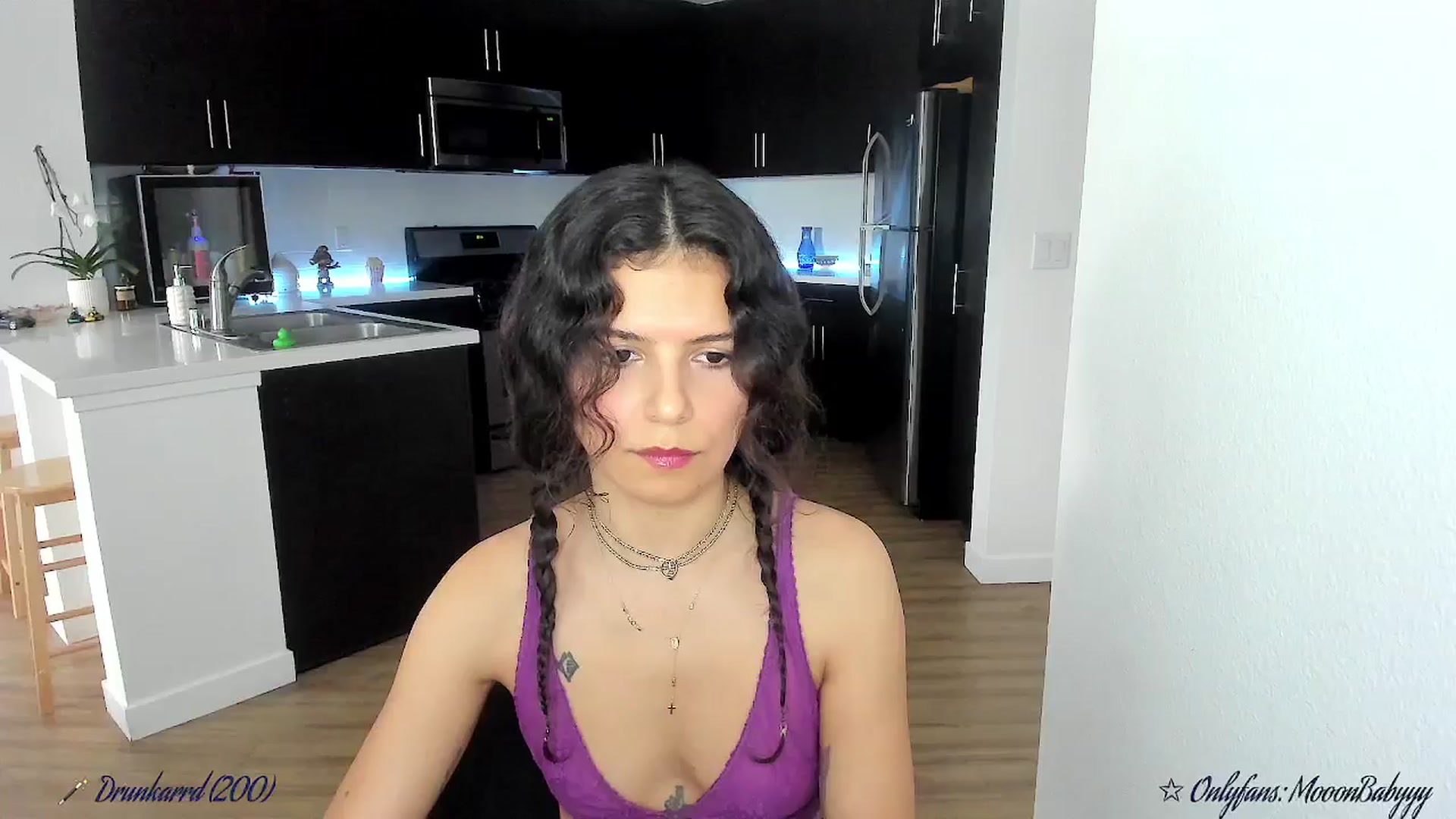 Gallery image thumbnail from litty's myfreecams stream on, 09/27/2025, 20:34 image 2 of 20