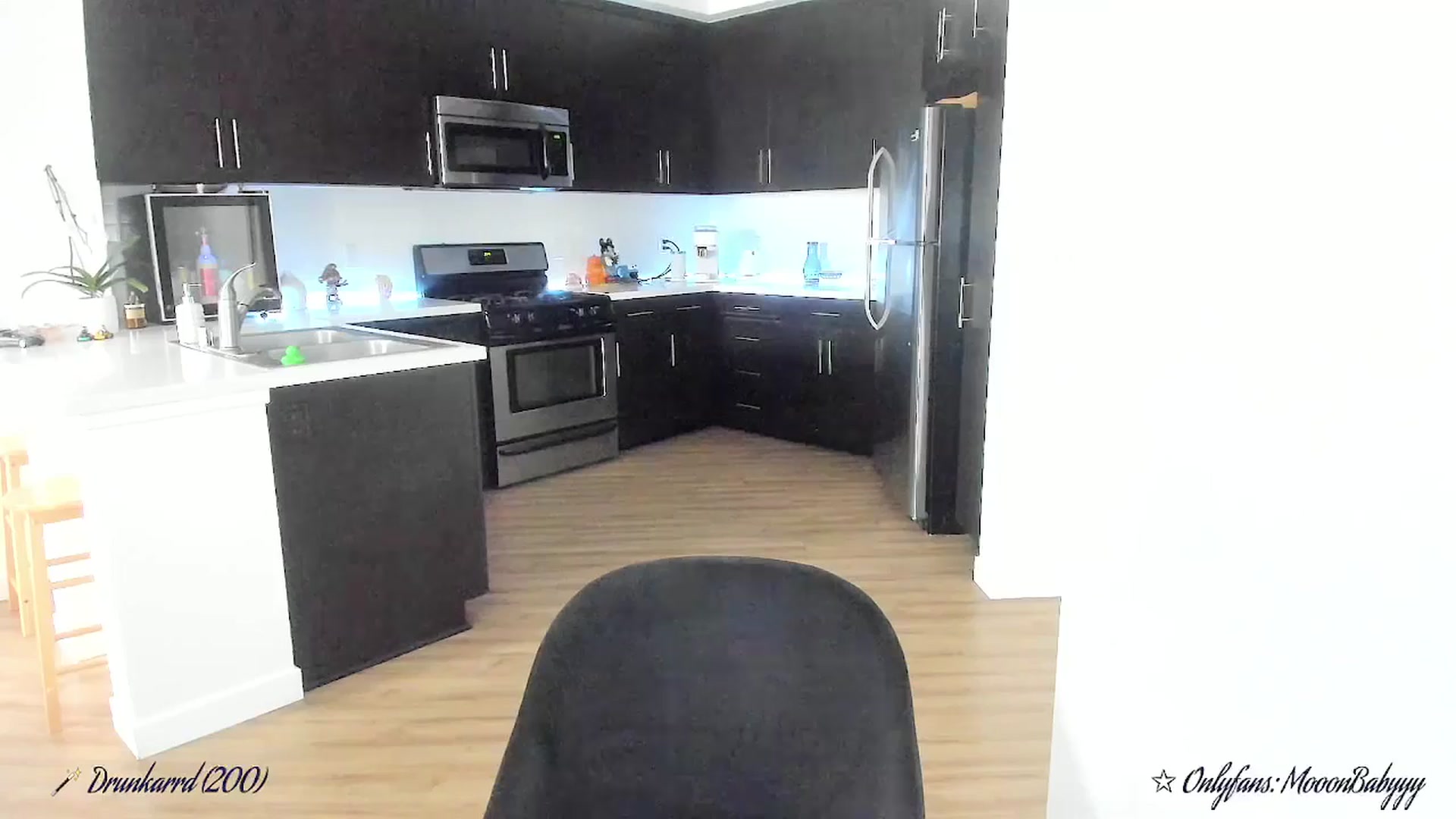 Gallery image thumbnail from litty's myfreecams stream on, 09/27/2025, 20:34 image 10 of 20