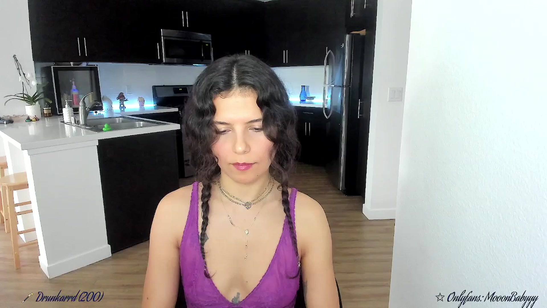 Gallery image thumbnail from litty's myfreecams stream on, 09/27/2025, 20:34 image 4 of 20
