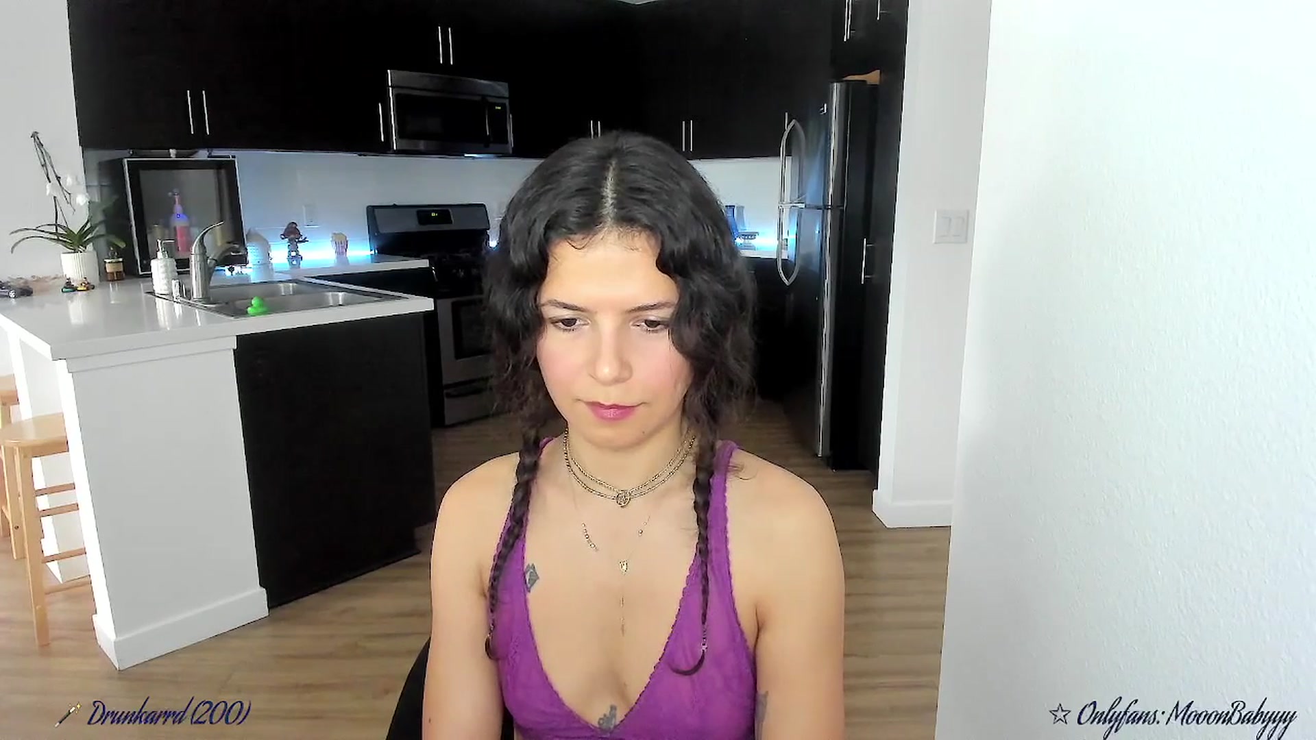 Gallery image thumbnail from litty's myfreecams stream on, 09/27/2025, 20:34 image 7 of 20