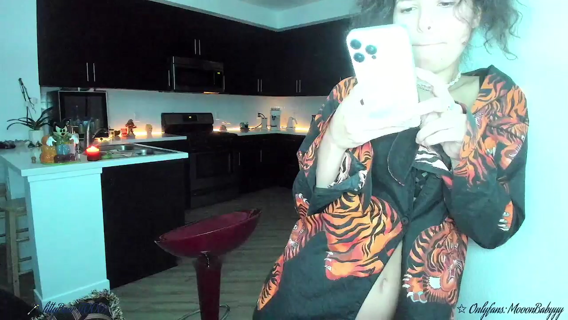 Gallery image thumbnail from litty's myfreecams stream on, 09/29/2025, 04:13 image 18 of 20