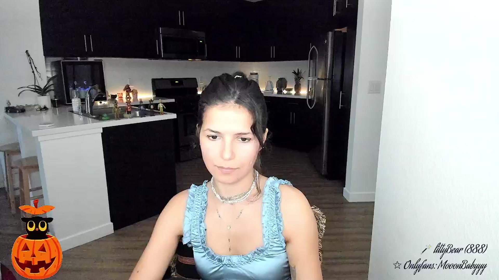 Gallery image thumbnail from litty's myfreecams stream on, 10/02/2025, 03:28 image 4 of 20