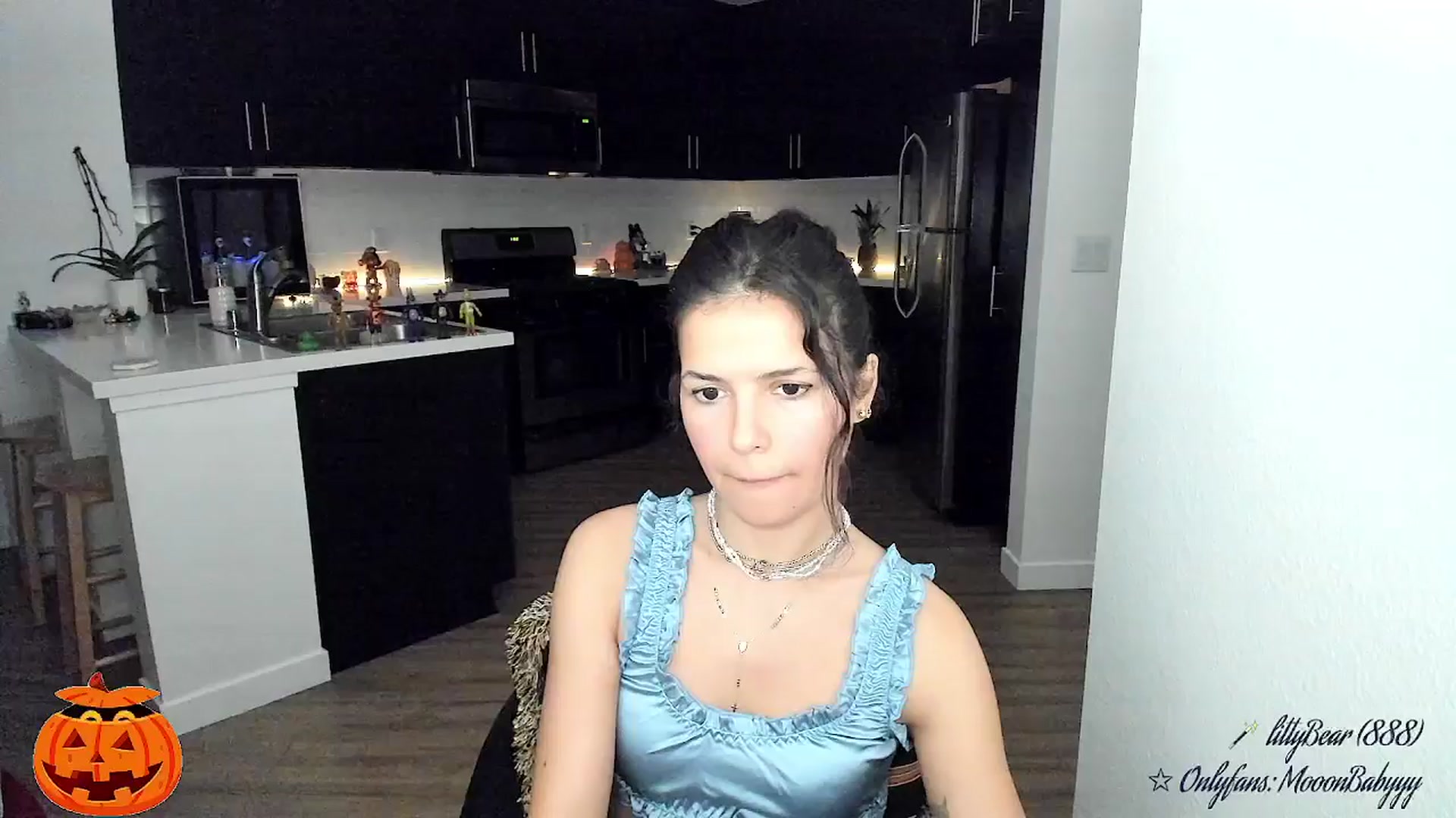 Gallery image thumbnail from litty's myfreecams stream on, 10/02/2025, 03:28 image 13 of 20