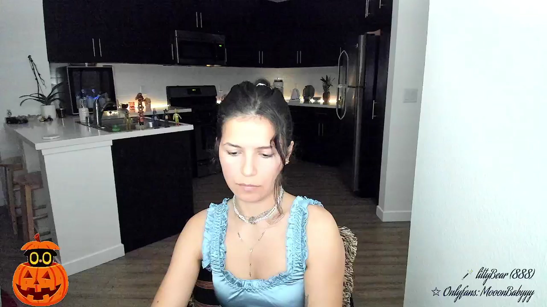 Gallery image thumbnail from litty's myfreecams stream on, 10/02/2025, 03:28 image 8 of 20