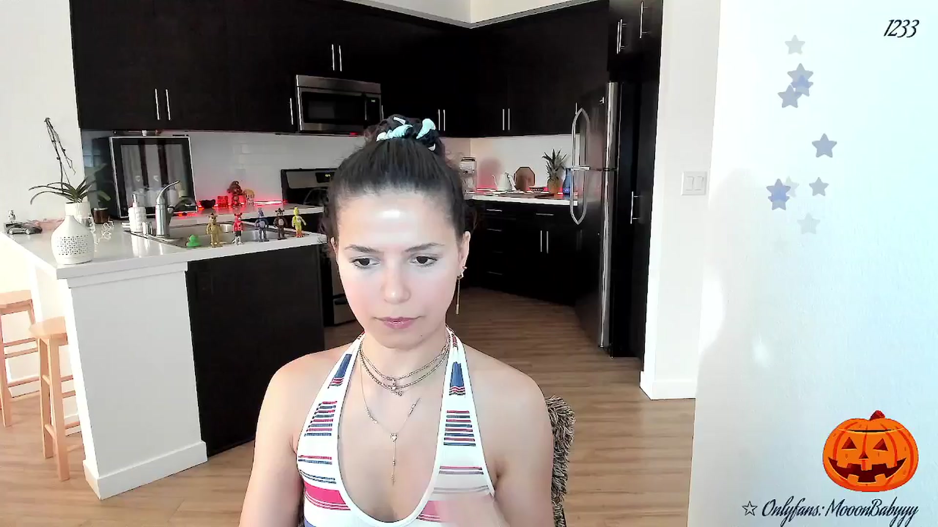 Gallery image thumbnail from litty's myfreecams stream on, 10/03/2025, 02:24 image 6 of 20