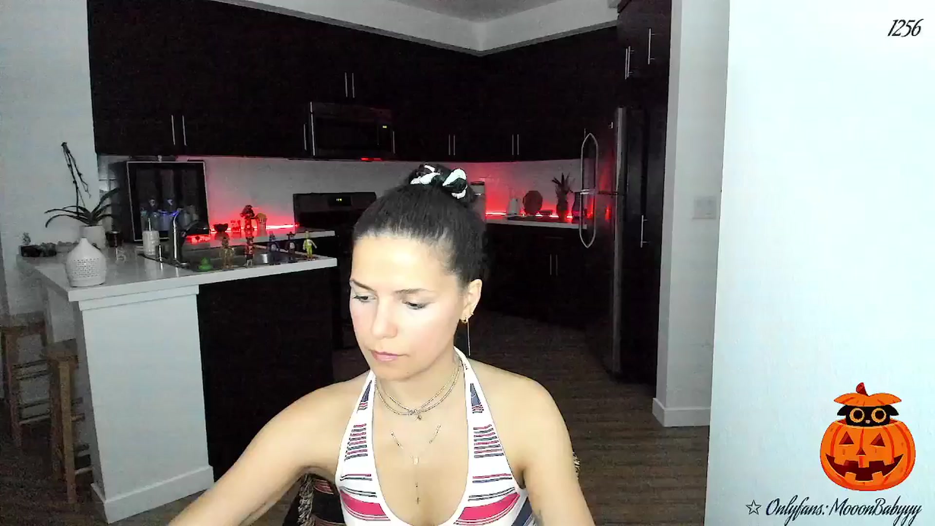 Gallery image thumbnail from litty's myfreecams stream on, 10/03/2025, 02:24 image 16 of 20