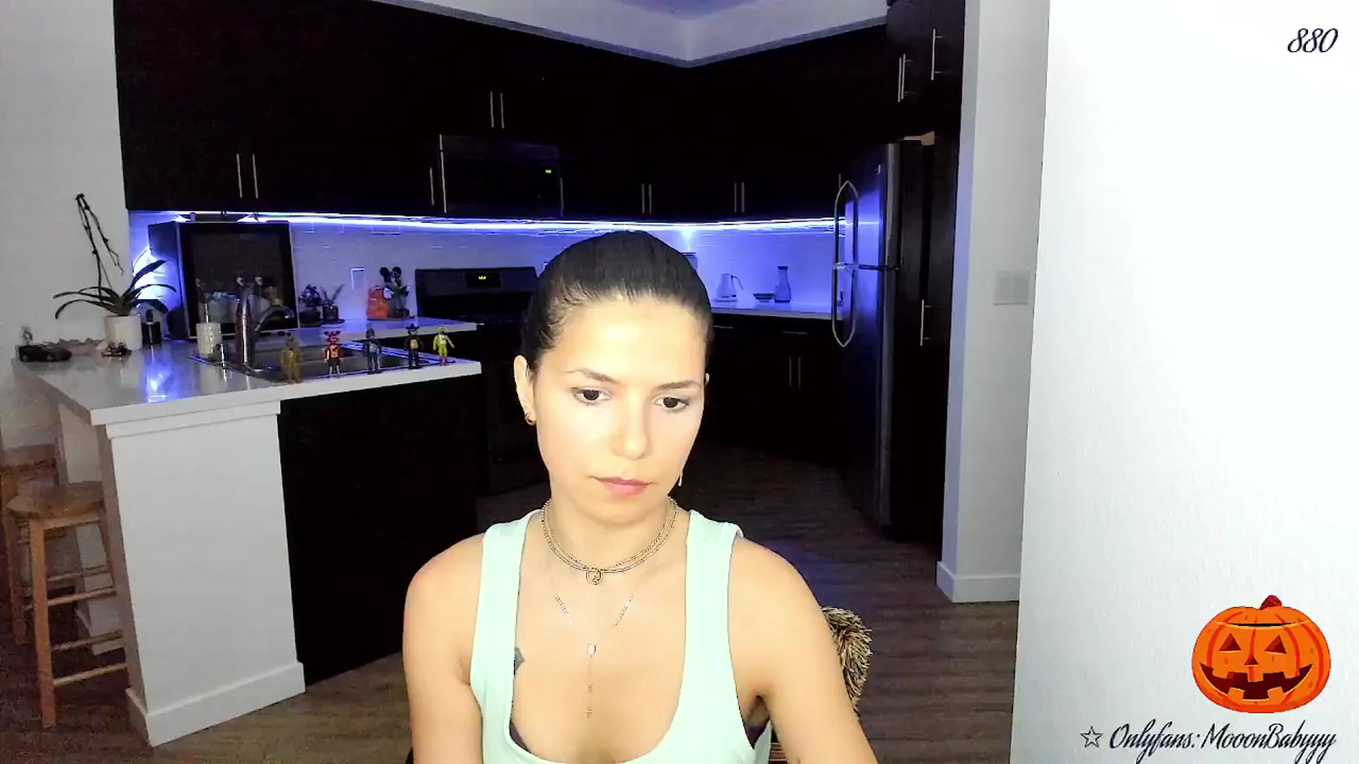 Gallery image thumbnail from litty's myfreecams stream on, 10/04/2025, 04:38 image 18 of 20