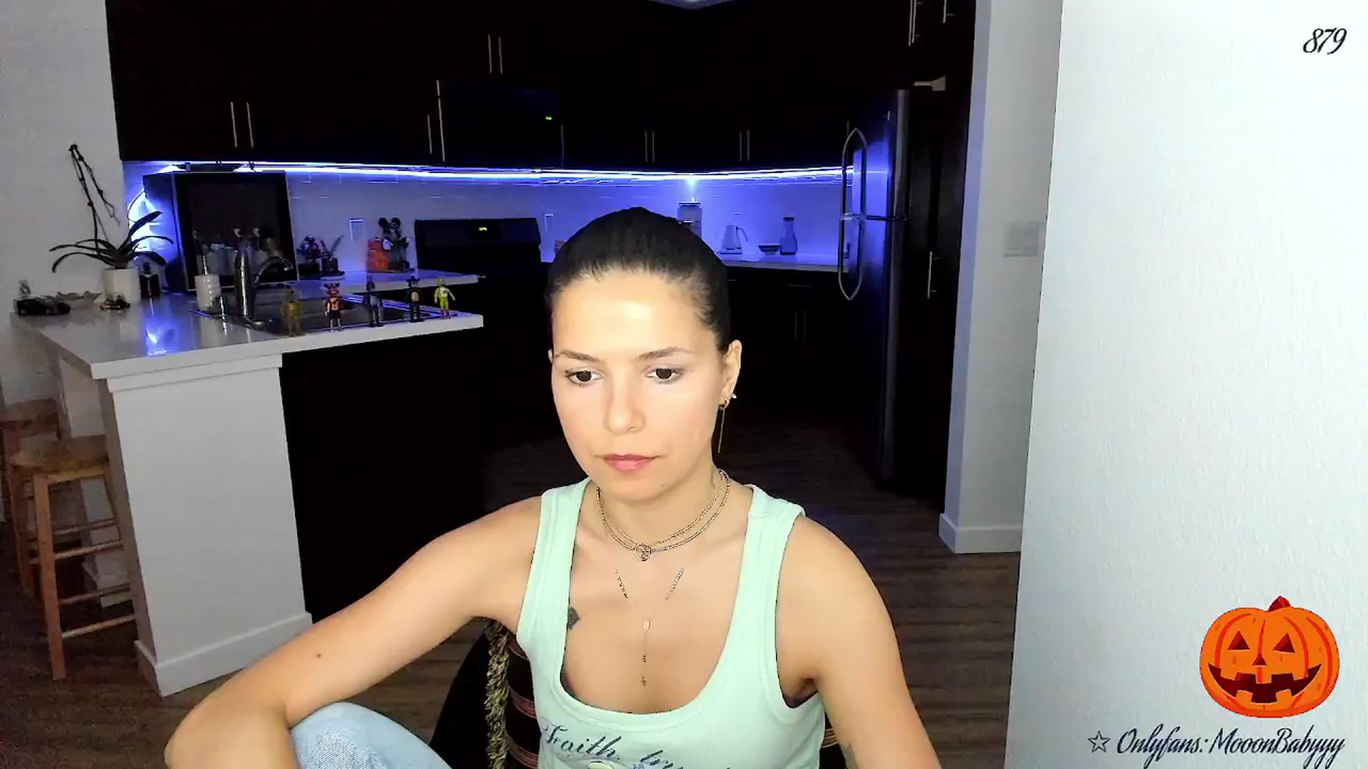Gallery image thumbnail from litty's myfreecams stream on, 10/04/2025, 04:58 image 15 of 20